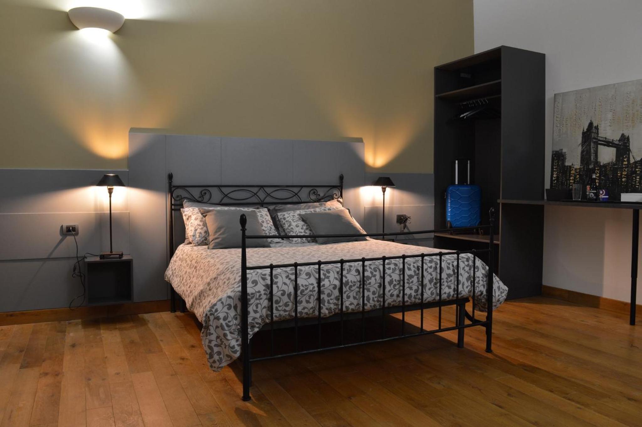 Double Room with Private Bathroom