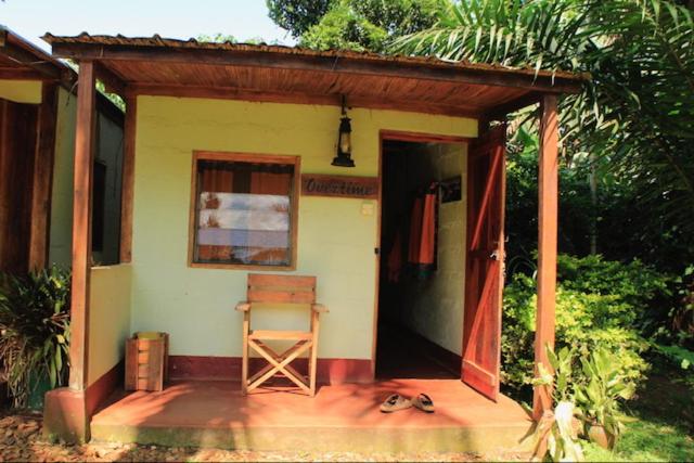 Twin Room with Private Bathroom photo 3