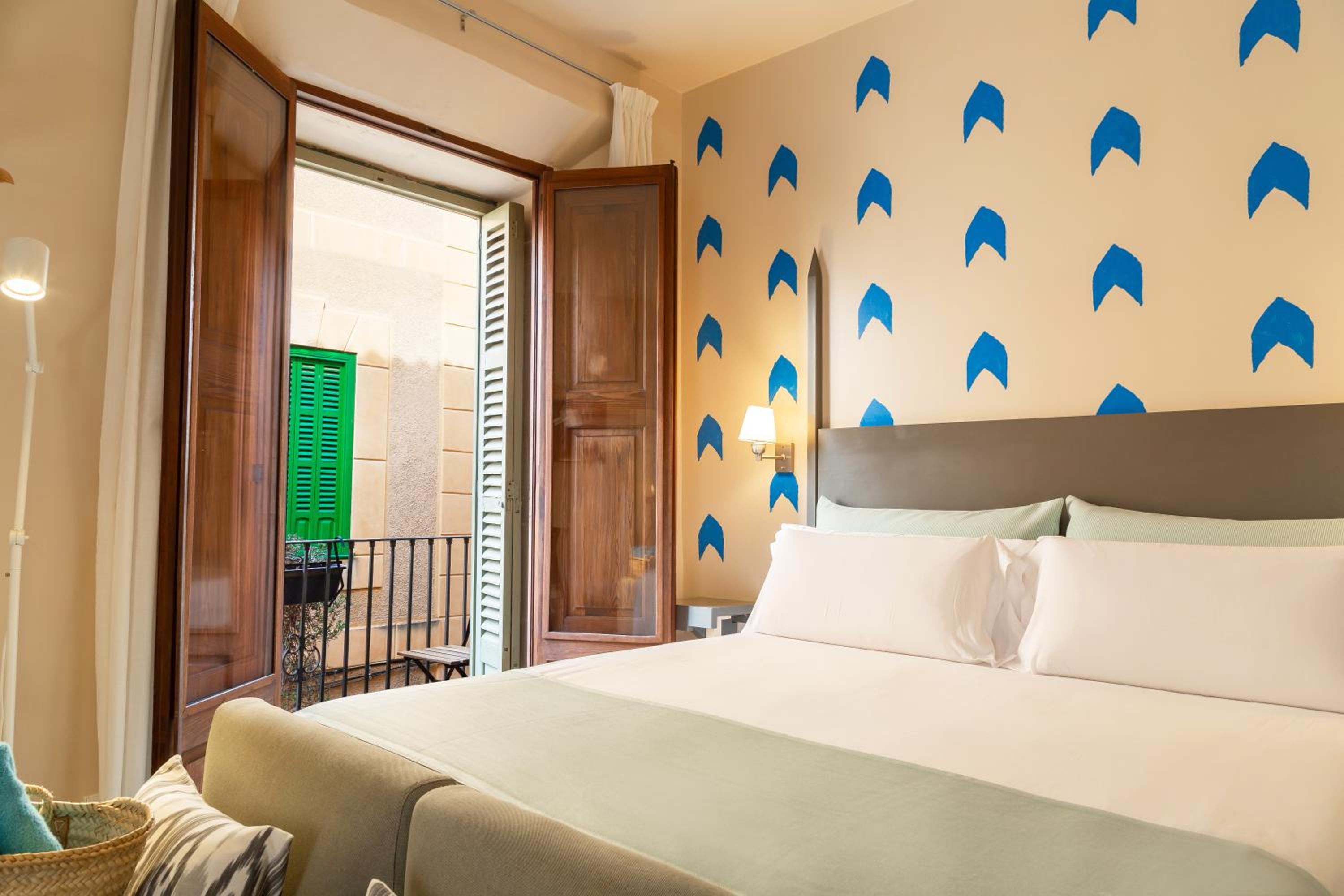 Double or Twin Room - Photo 35