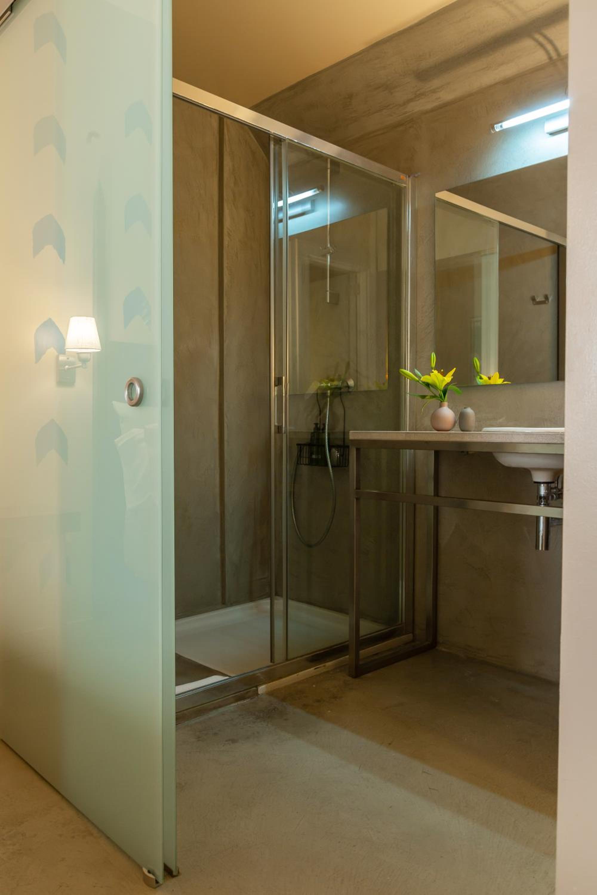 Double or Twin Room - Photo 32