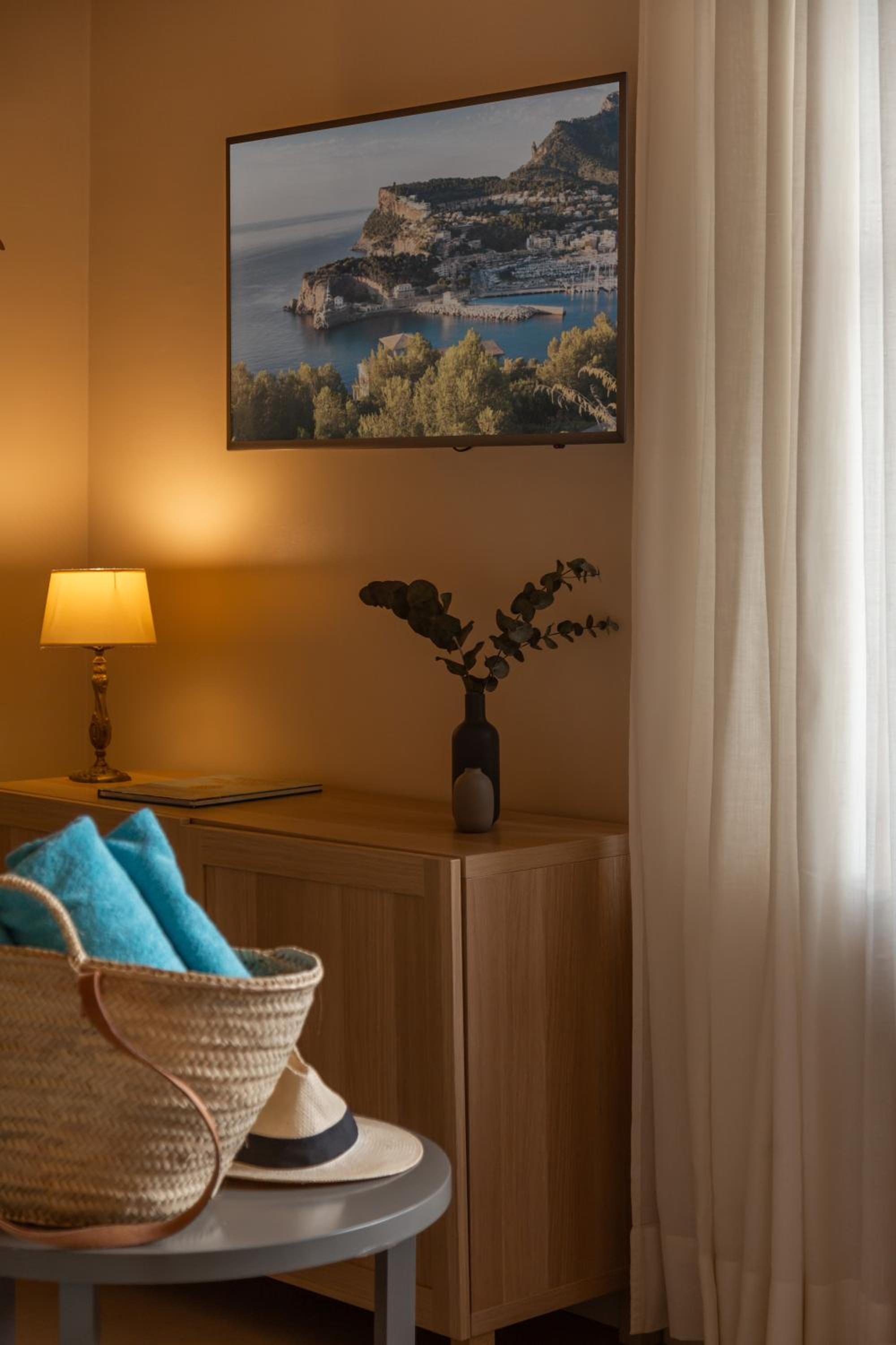 Double Room with Mountain View - Photo 5