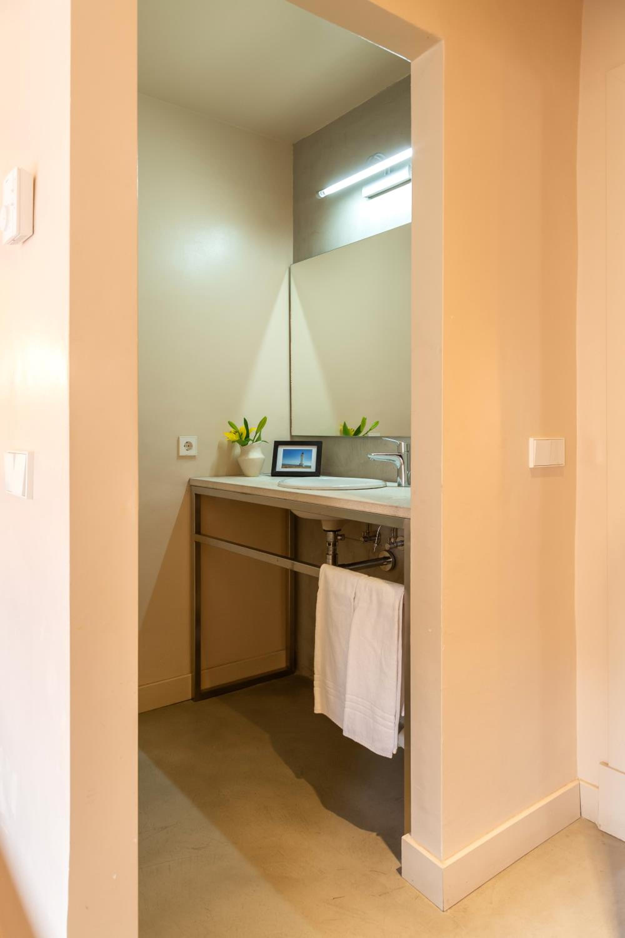 Double or Twin Room - Photo 21