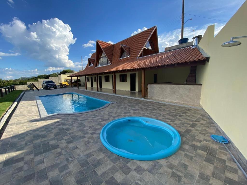 Three-Bedroom House photo 3