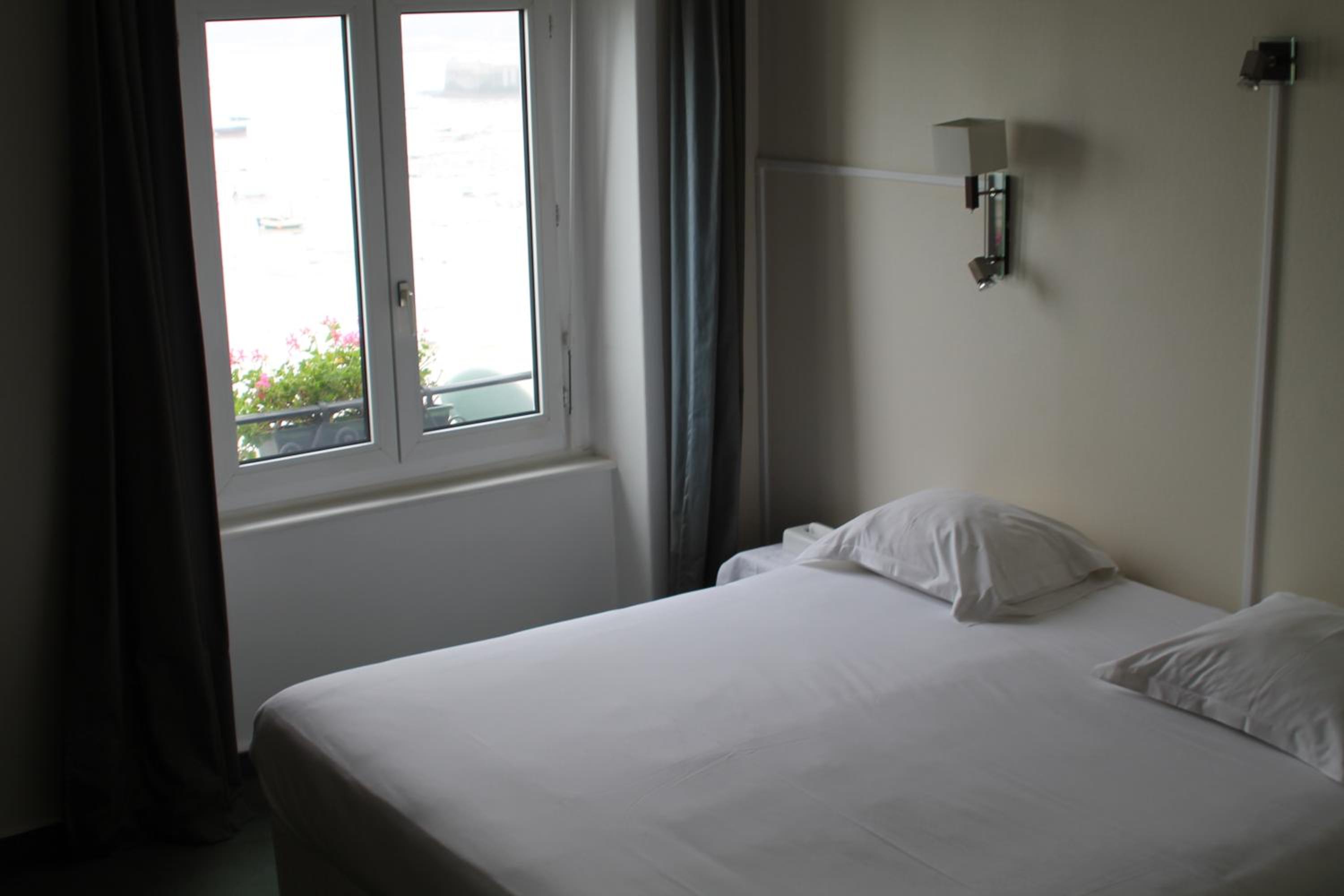 Double Room with Sea View photo 2