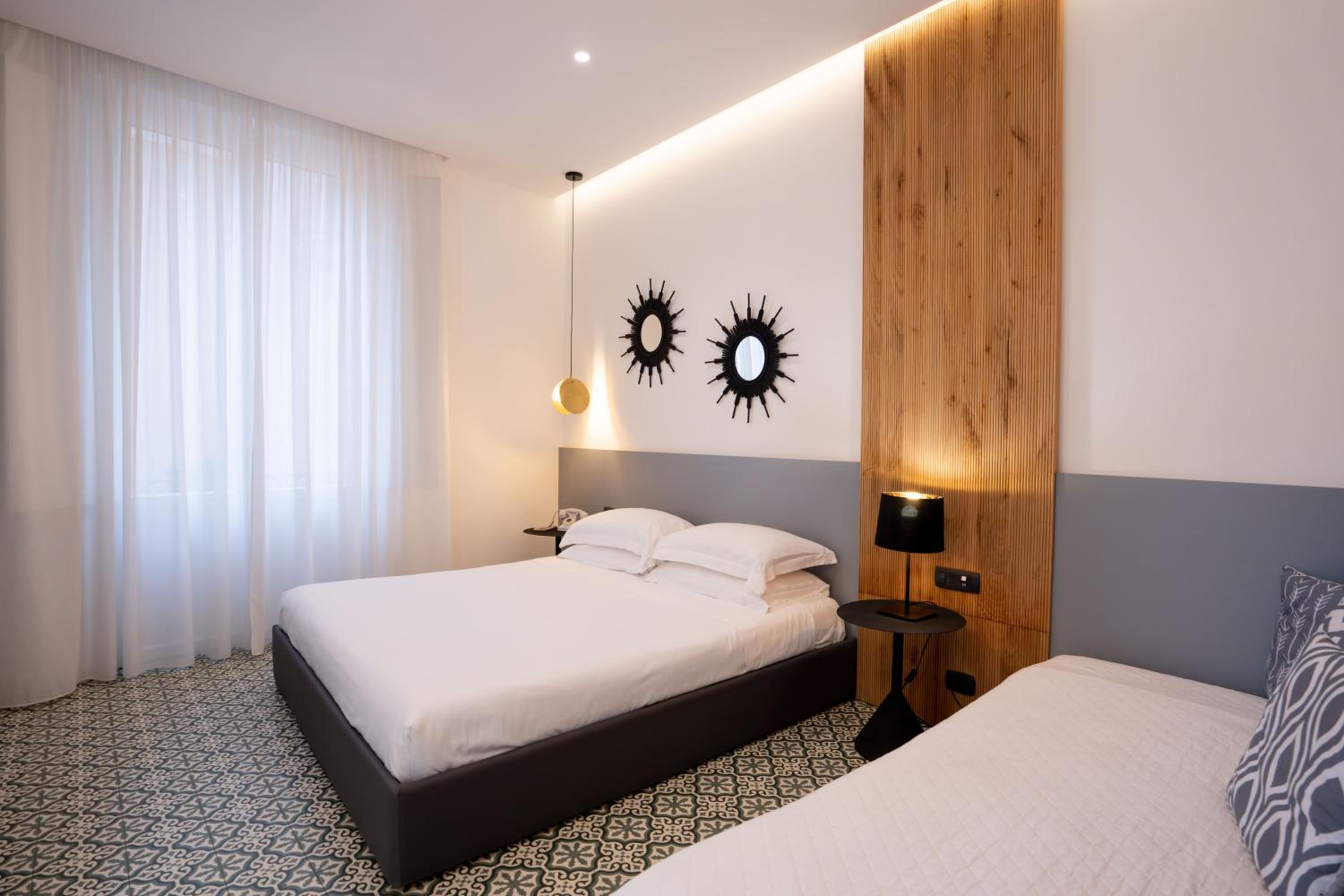 Suite with Terrace - Photo 1