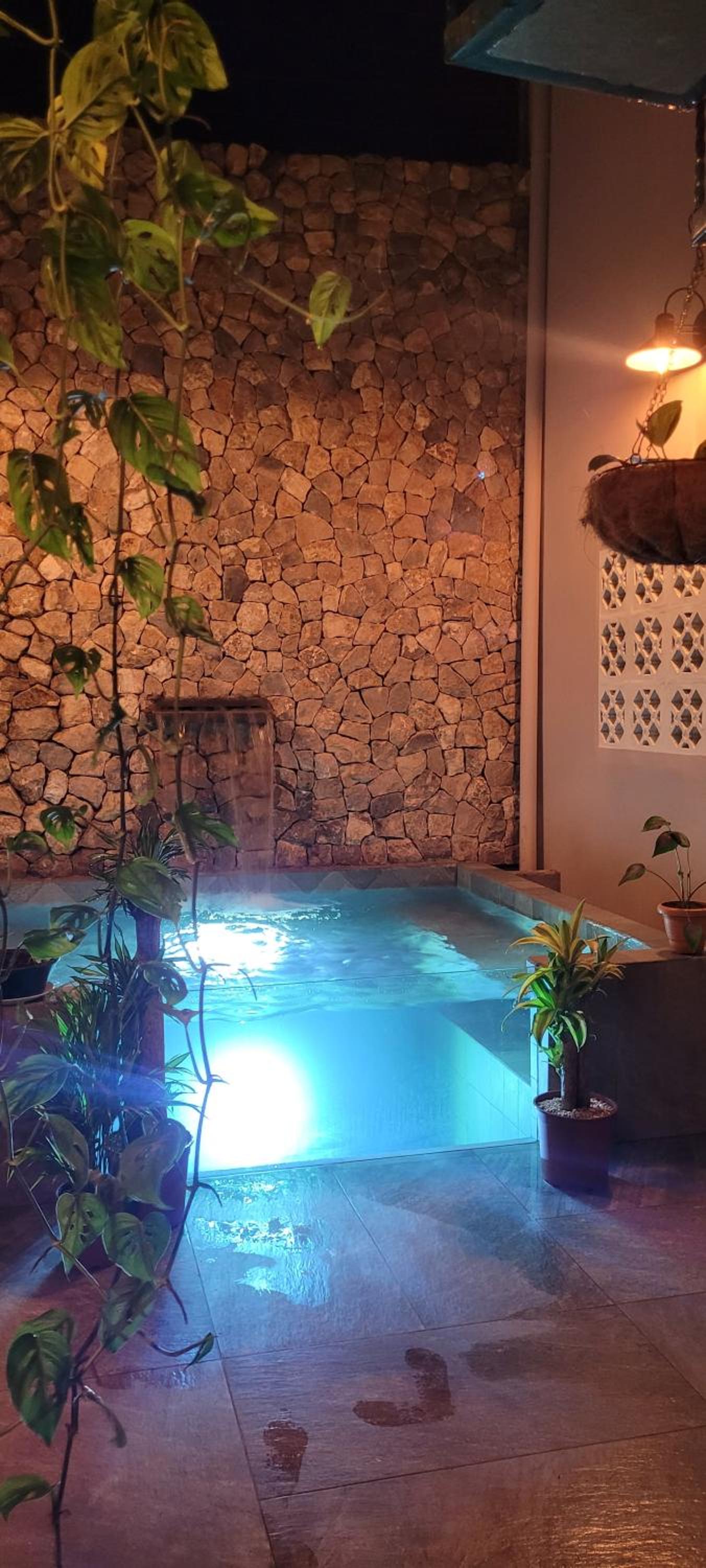 One-Bedroom Apartment with Pool View photo 3