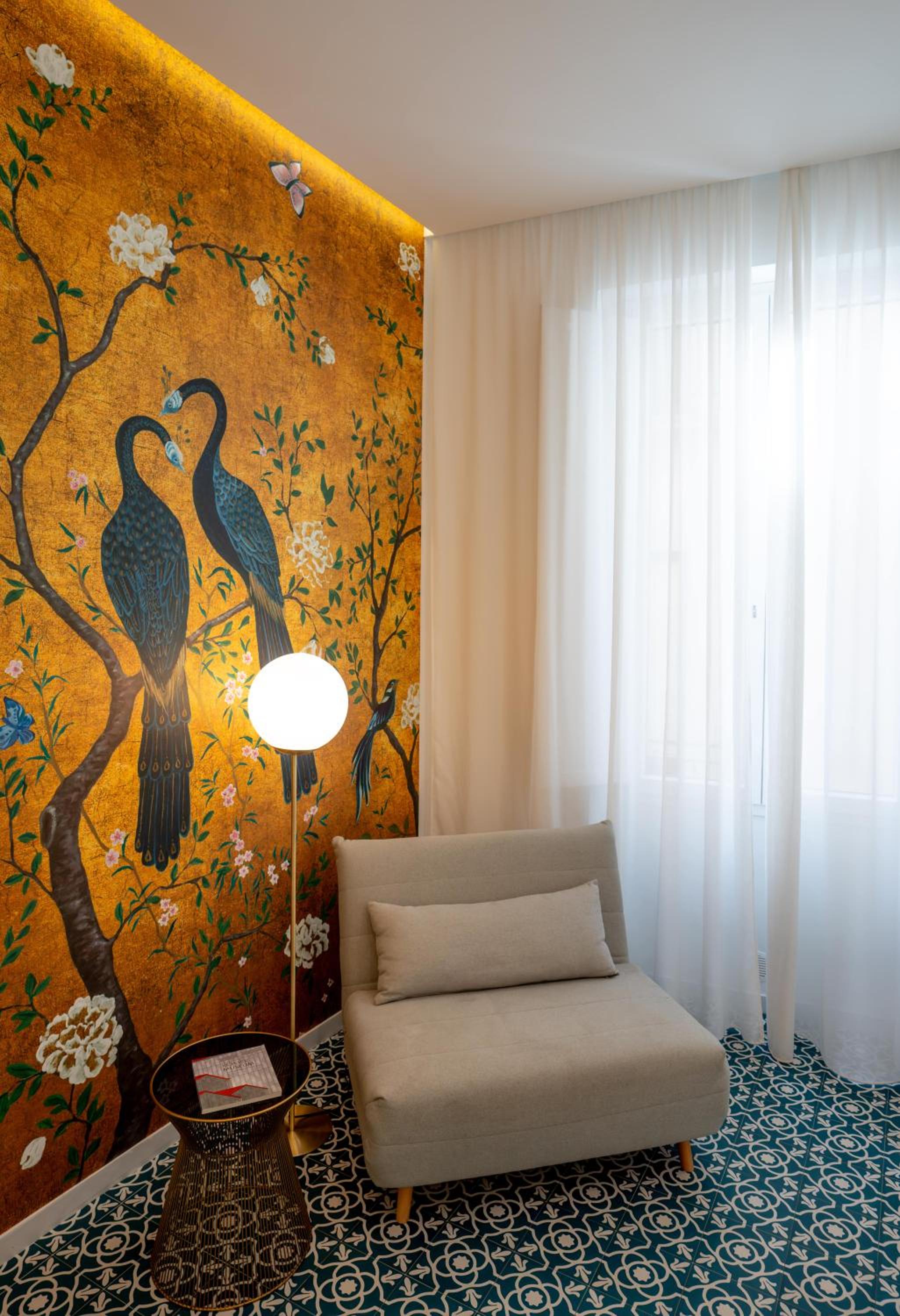 Superior Suite - Photo 4