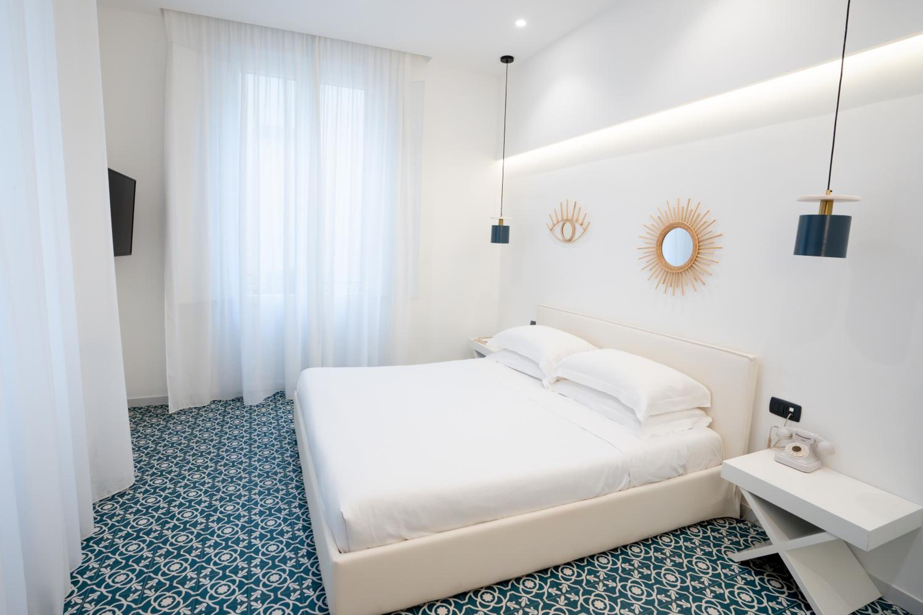 Superior Suite - Photo 1