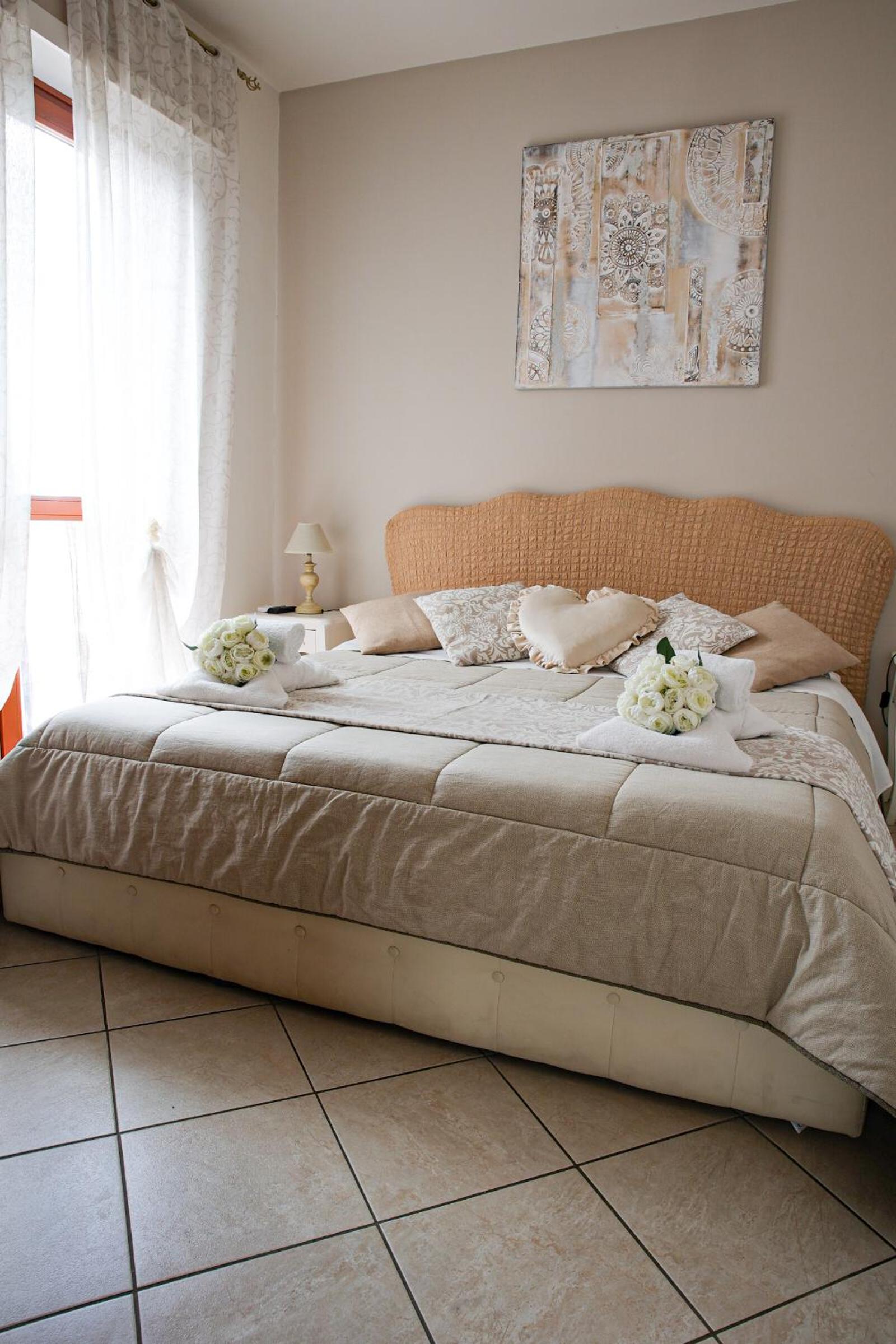 Double Room with Private External Bathroom photo 3