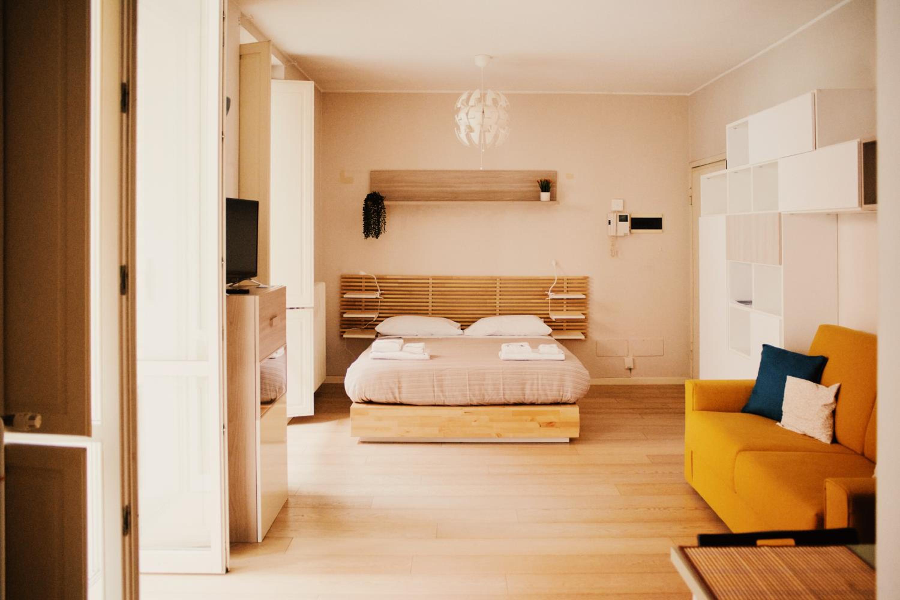 Studio Apartment
