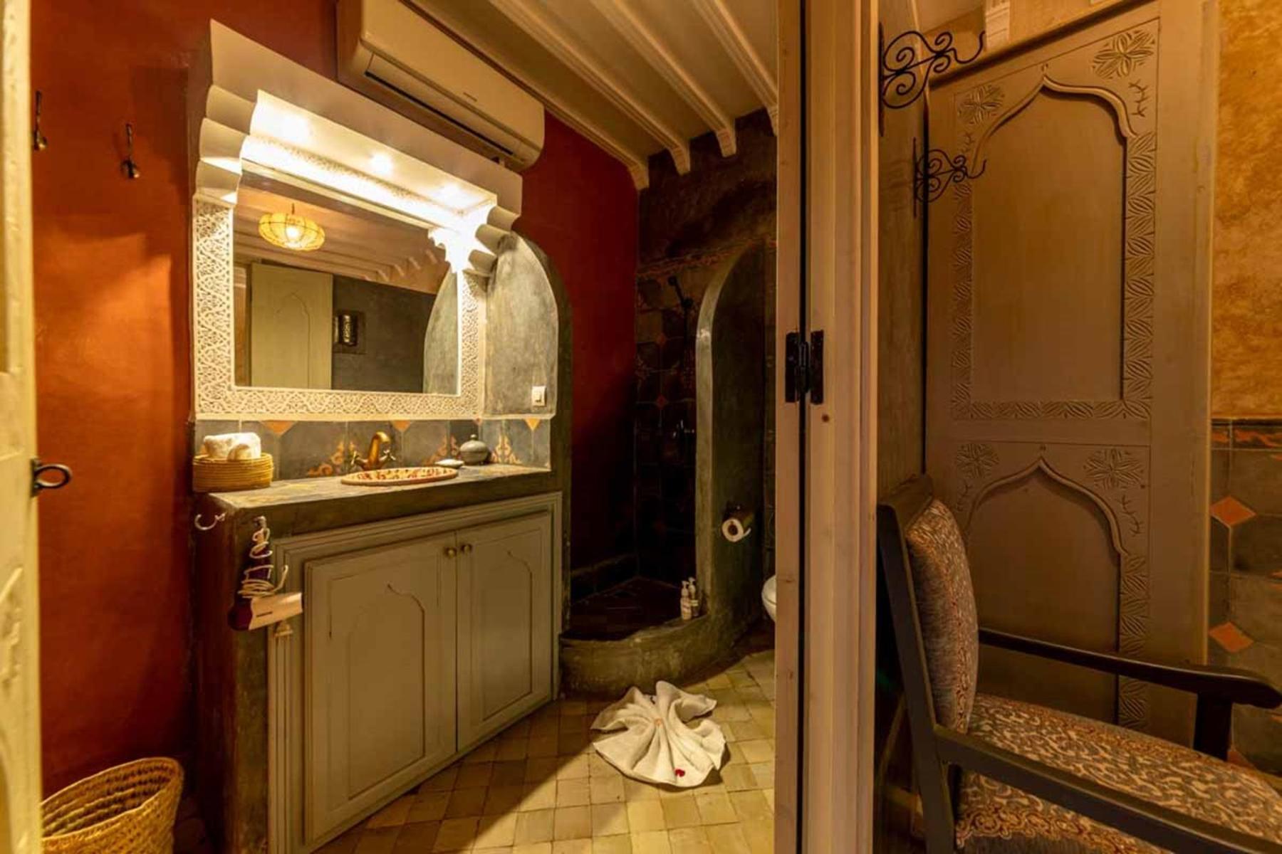 Standard Double Room - Photo 5
