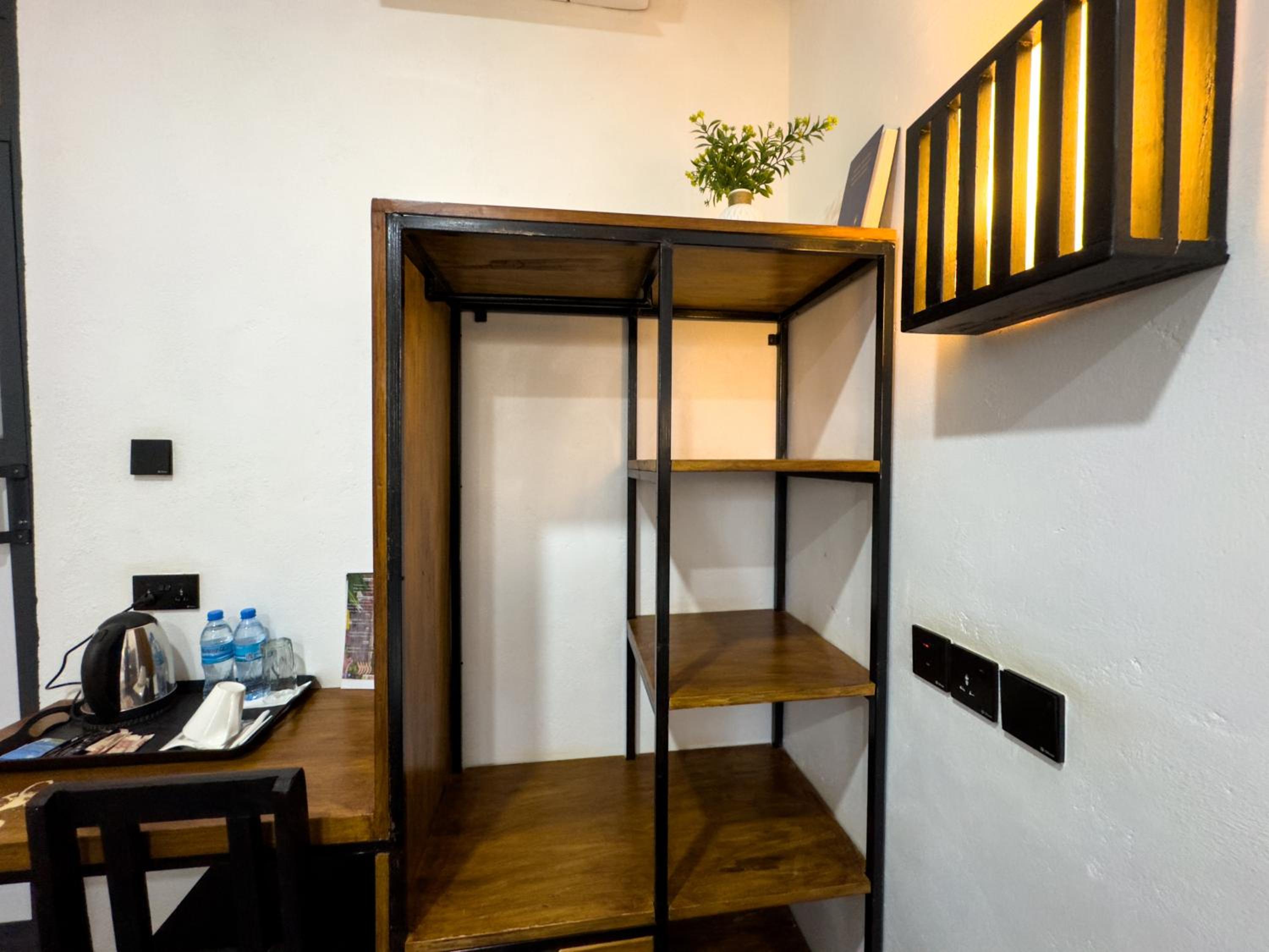 Deluxe Double or Twin Room - Photo 12