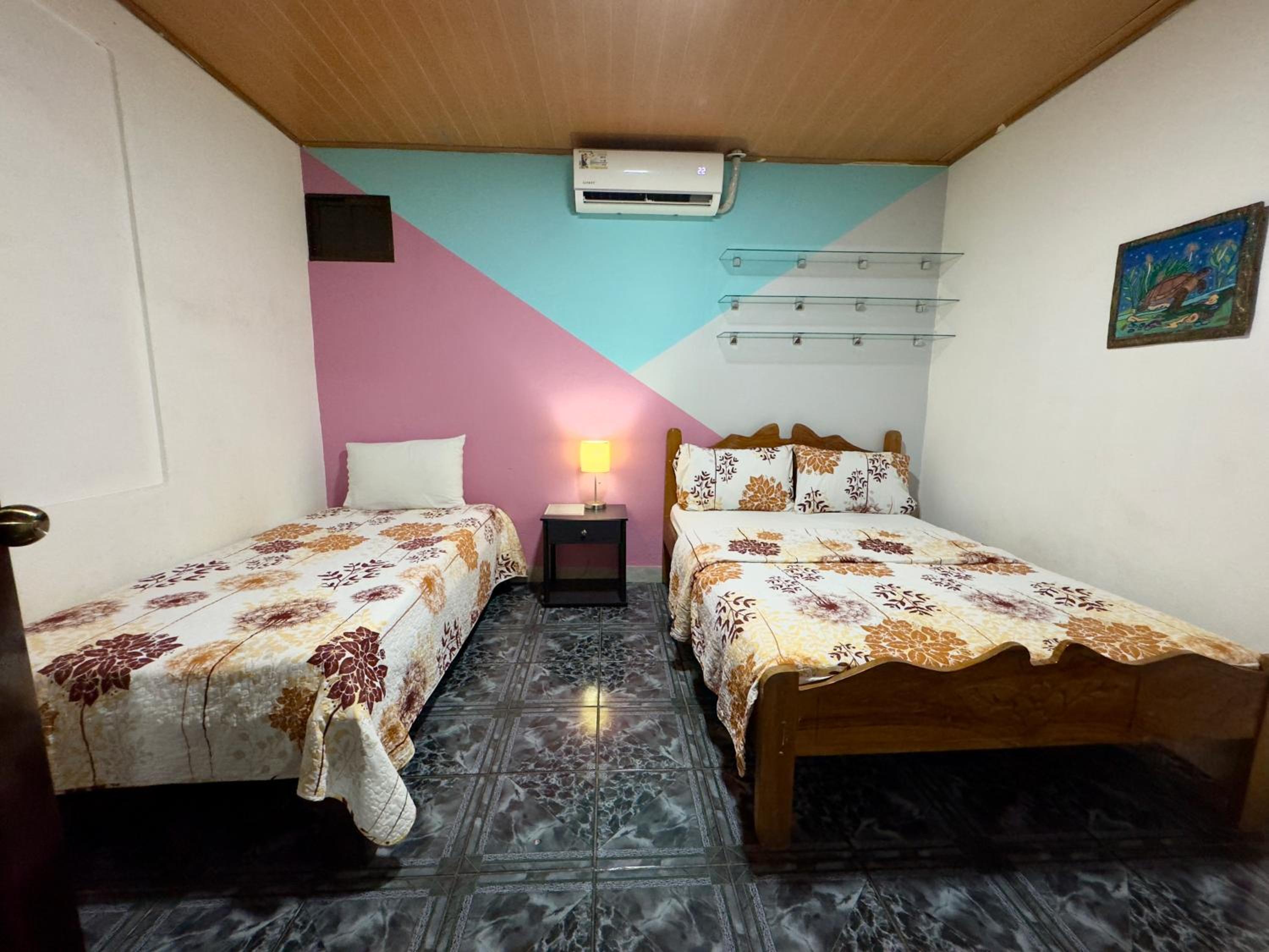 Triple Room with Private Bathroom photo 1
