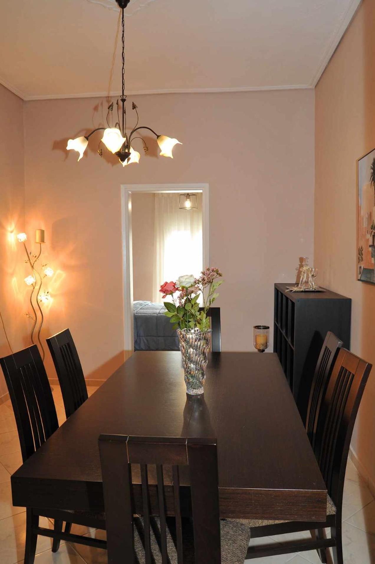 Three-Bedroom Apartment photo 2