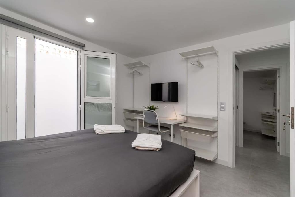 Two-Bedroom House photo 3