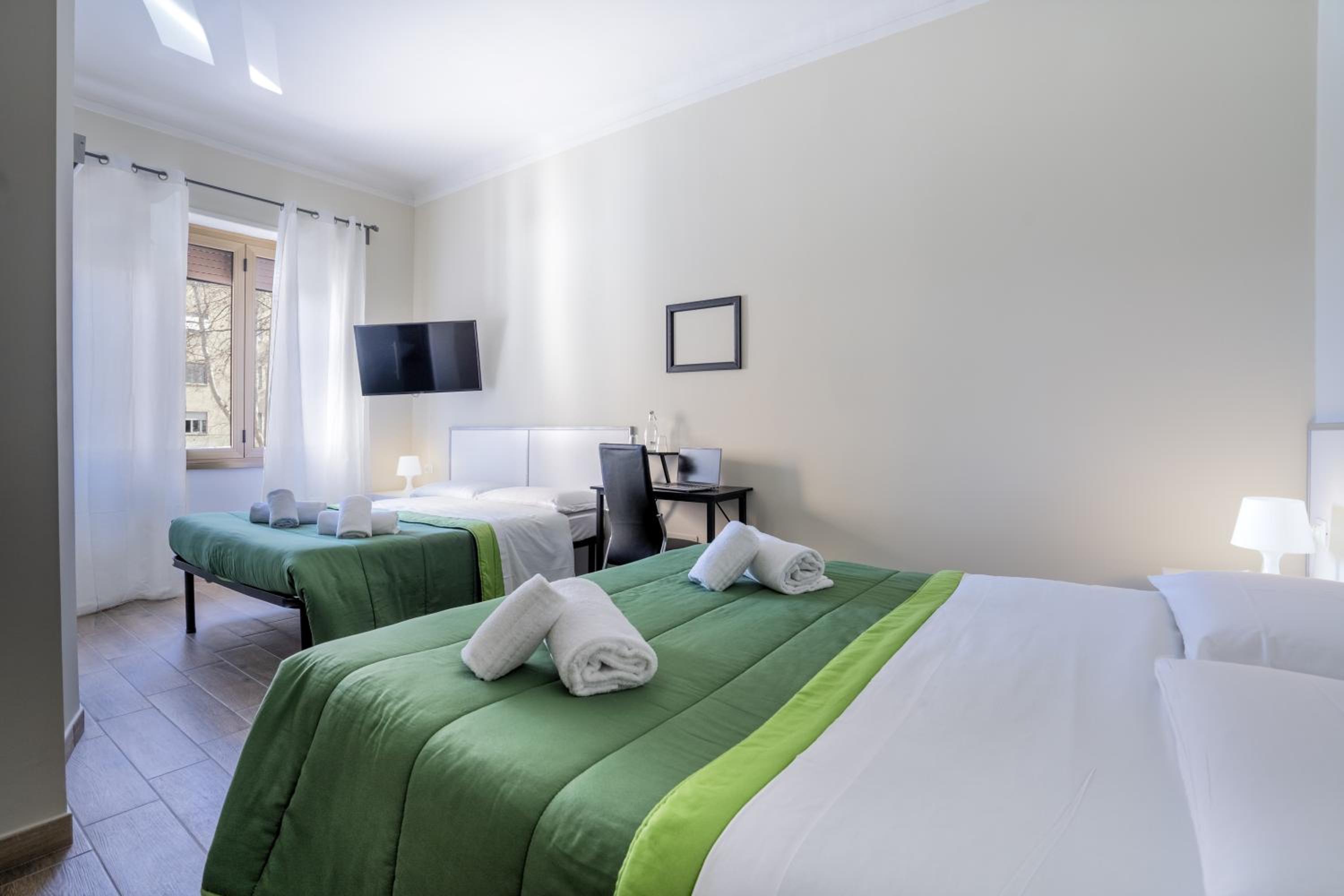 Standard Quadruple Room