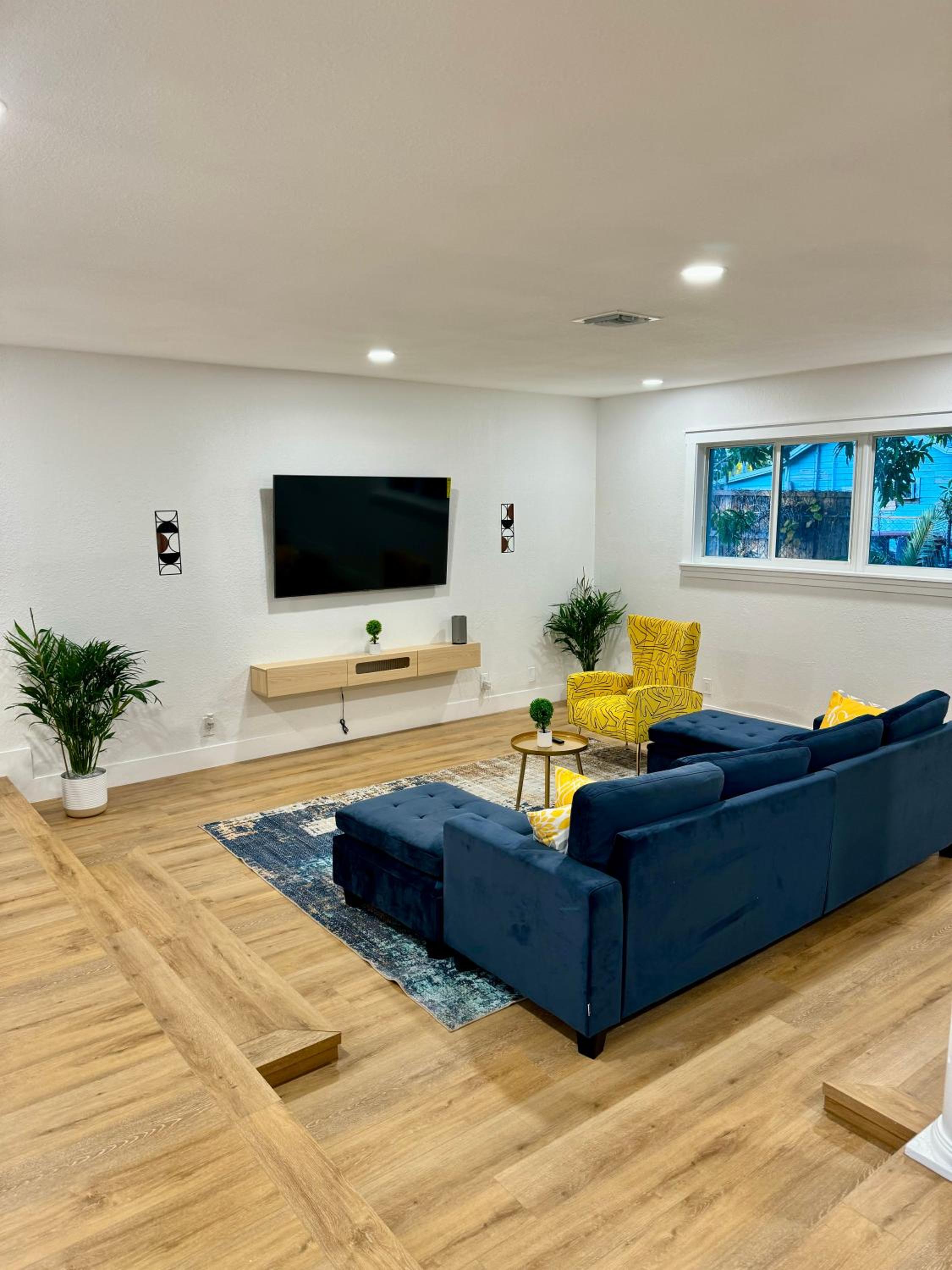 Three-Bedroom House photo 1