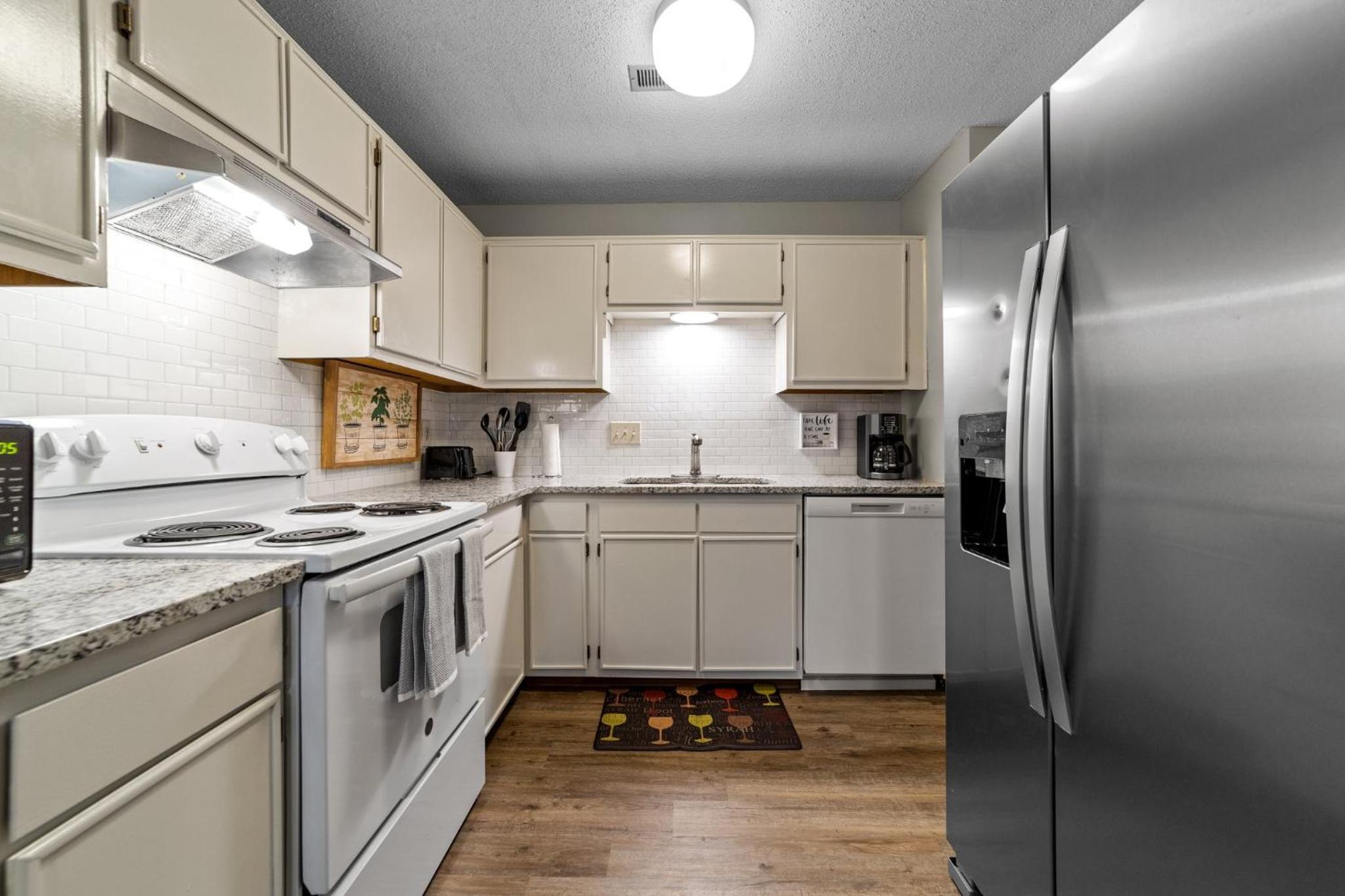 Apartment photo 3
