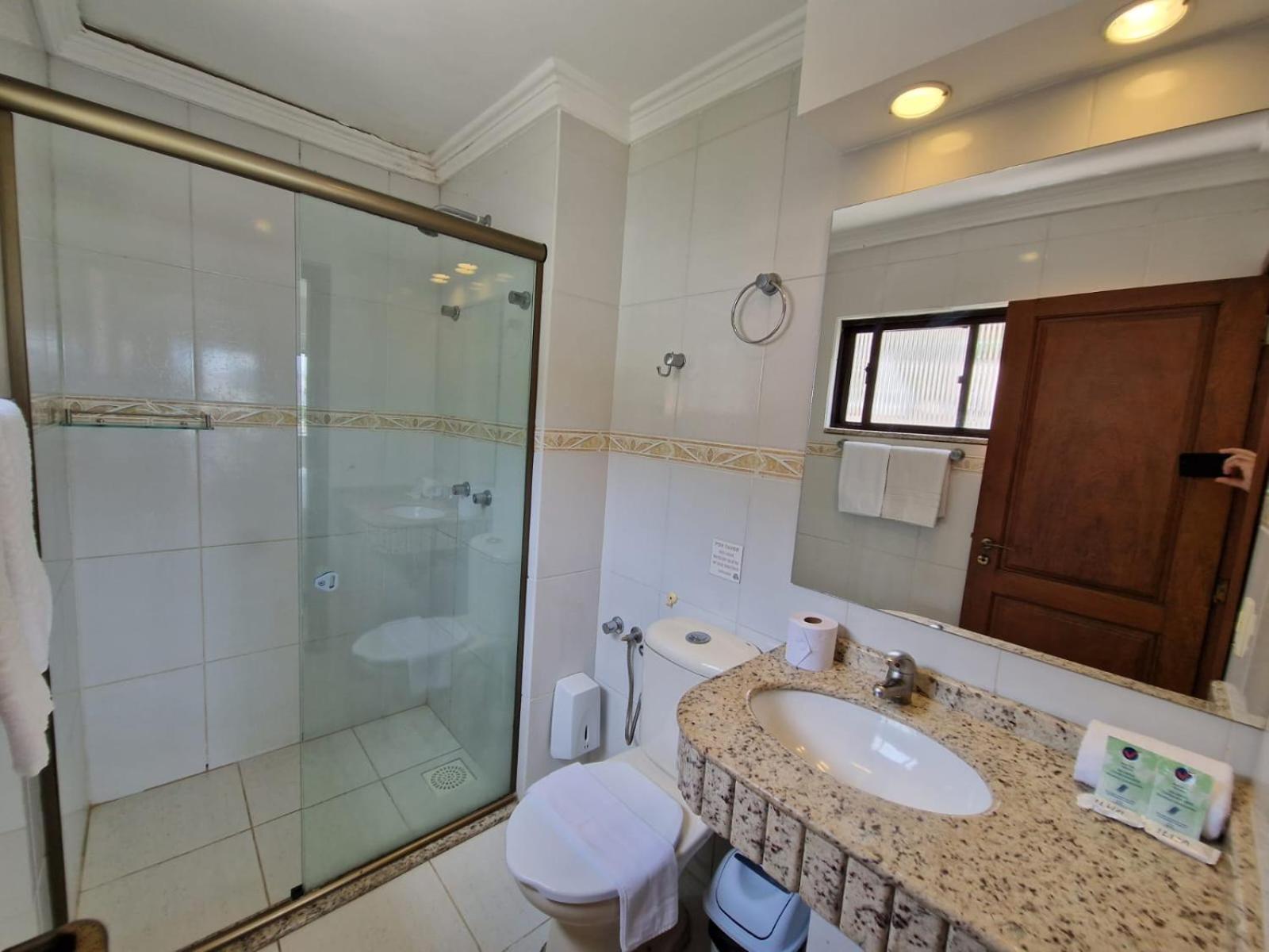 Standard Triple Room with Partial Sea View photo 3