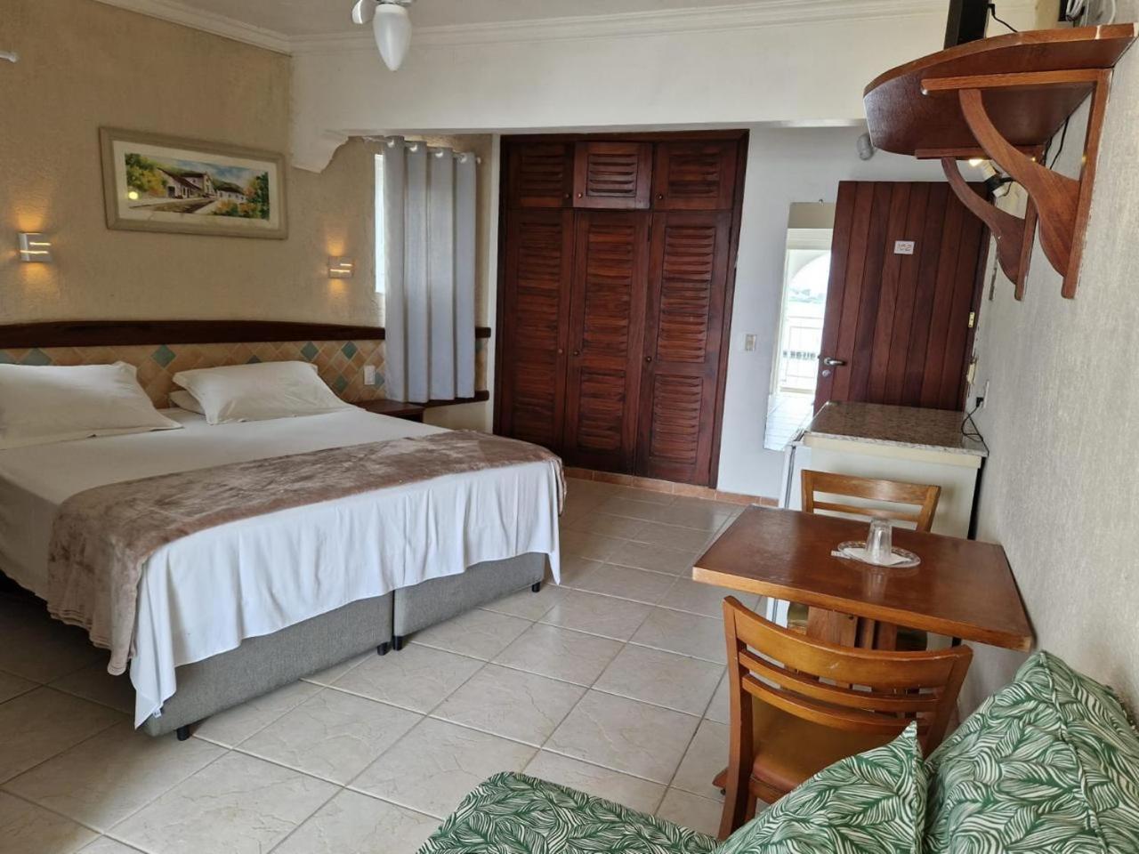 Deluxe Double or Twin Room with Spa Bath photo 1