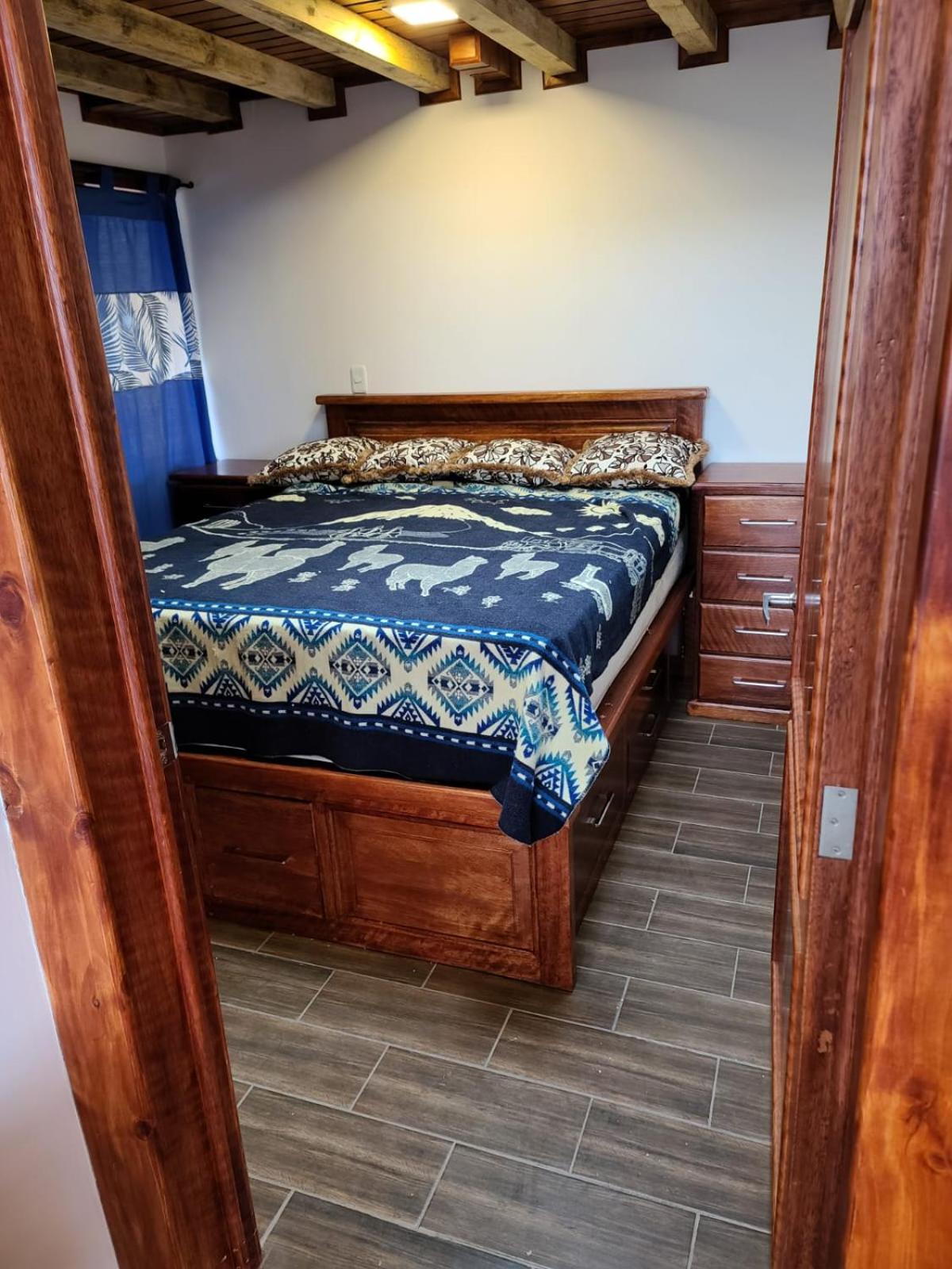 One-Bedroom House photo 1