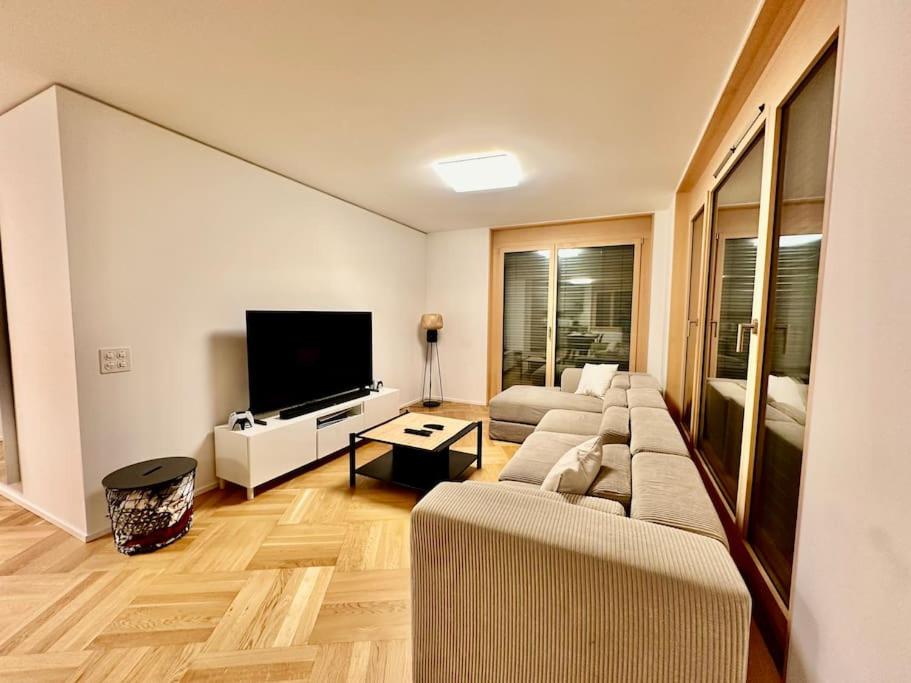 Two-Bedroom Apartment photo 2