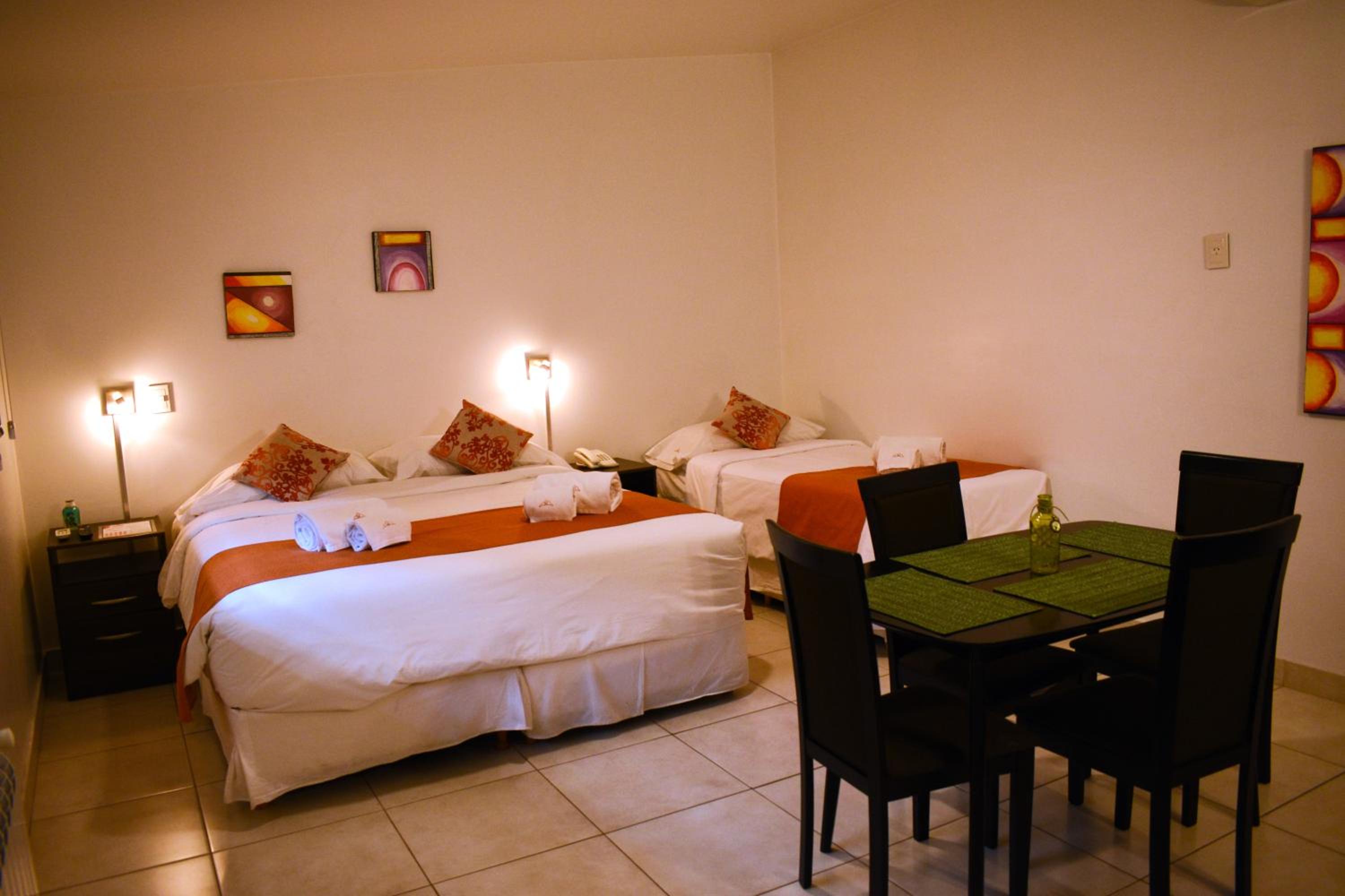Studio Apartment photo 3