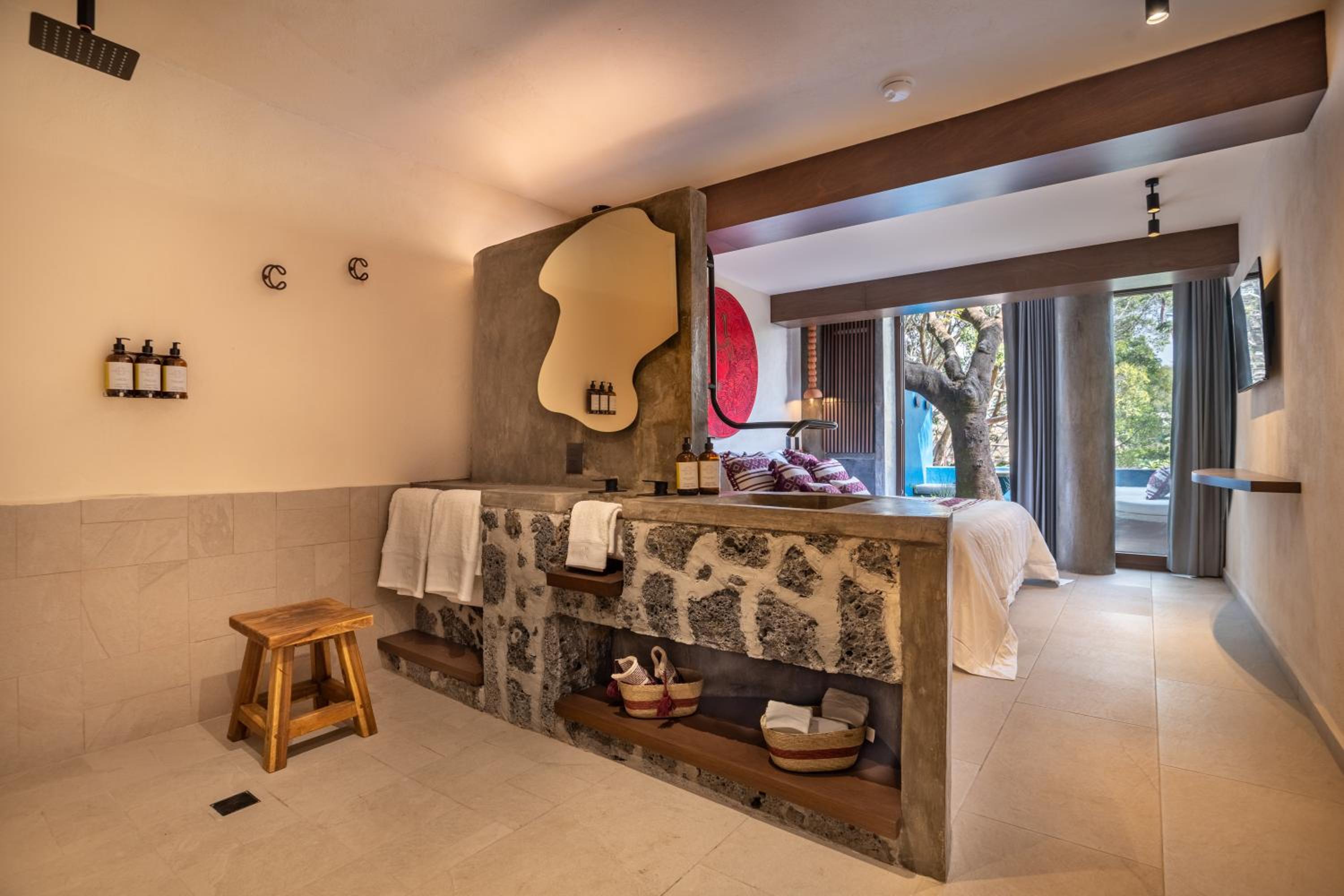 Suite with Terrace - Photo 1