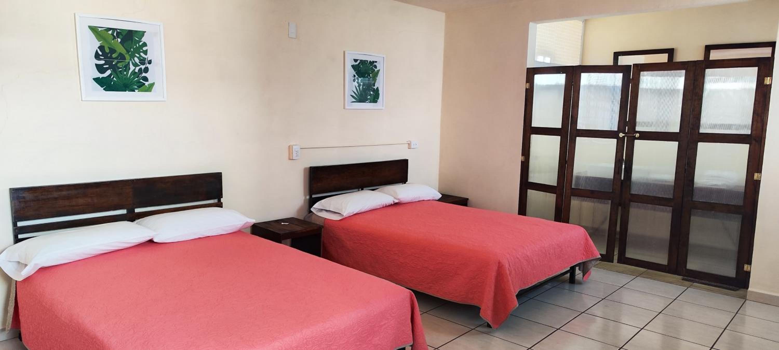 Standard Double Room with Two Double Beds photo 3