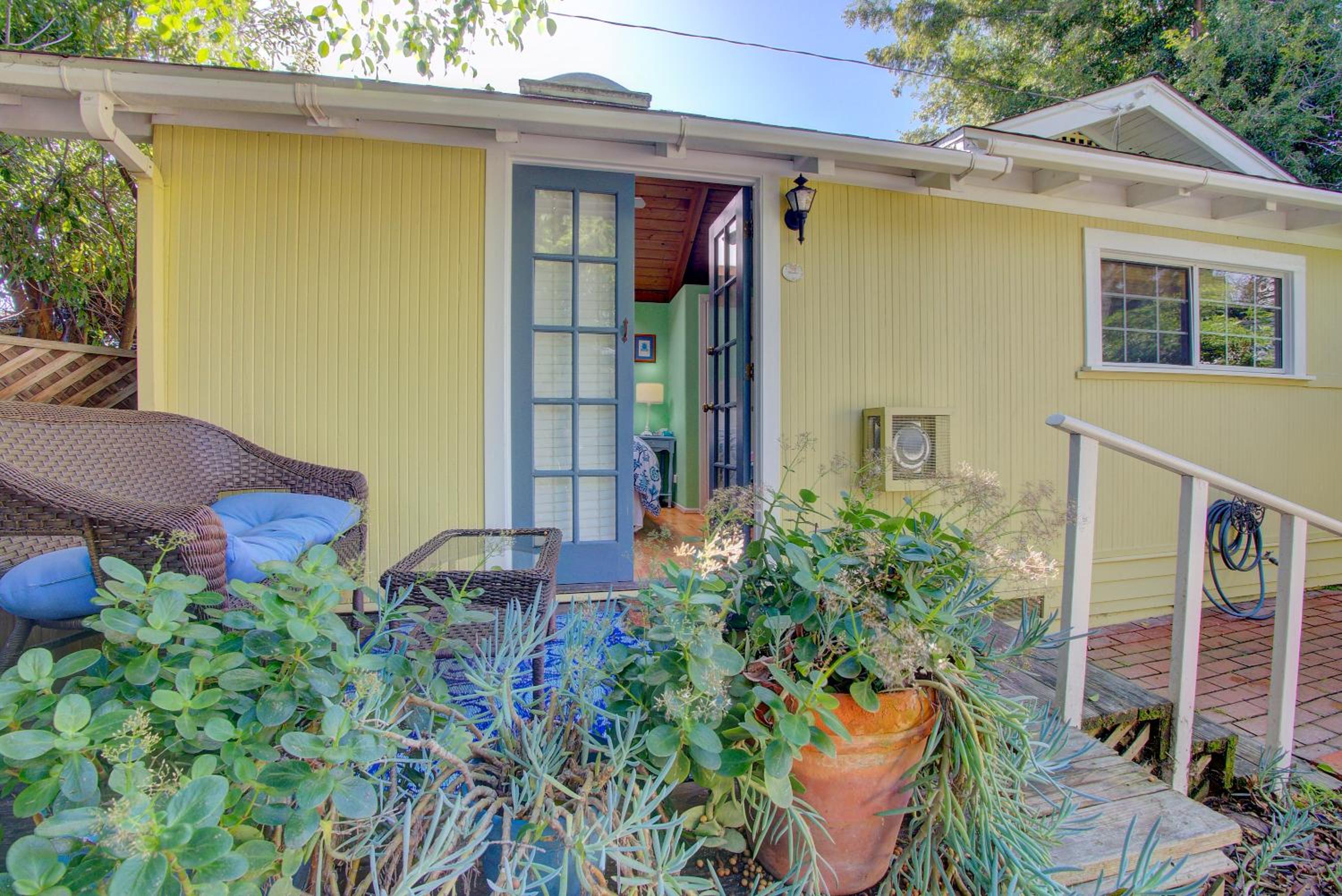 Double Room with Garden View photo 3