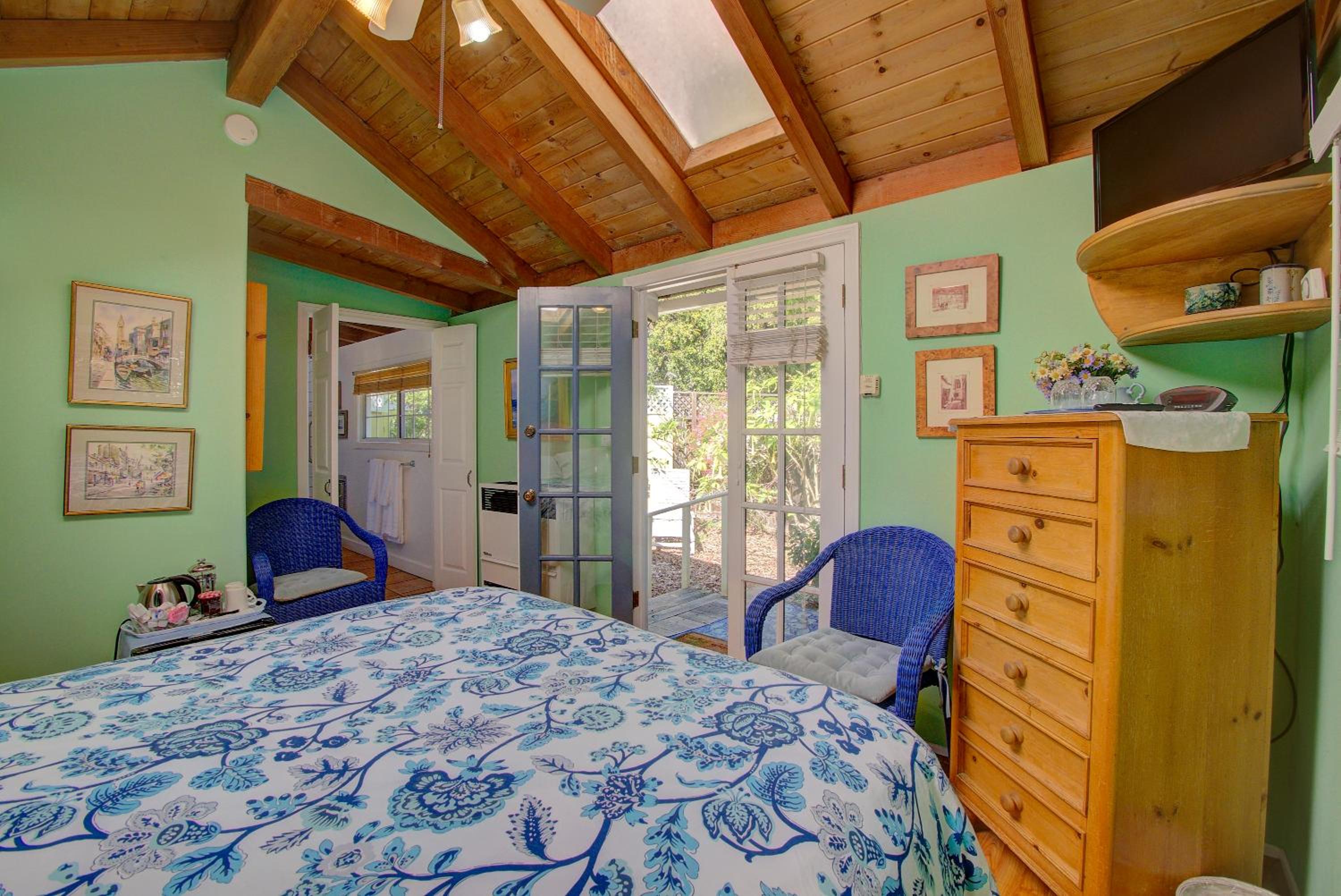 Double Room with Garden View photo 2