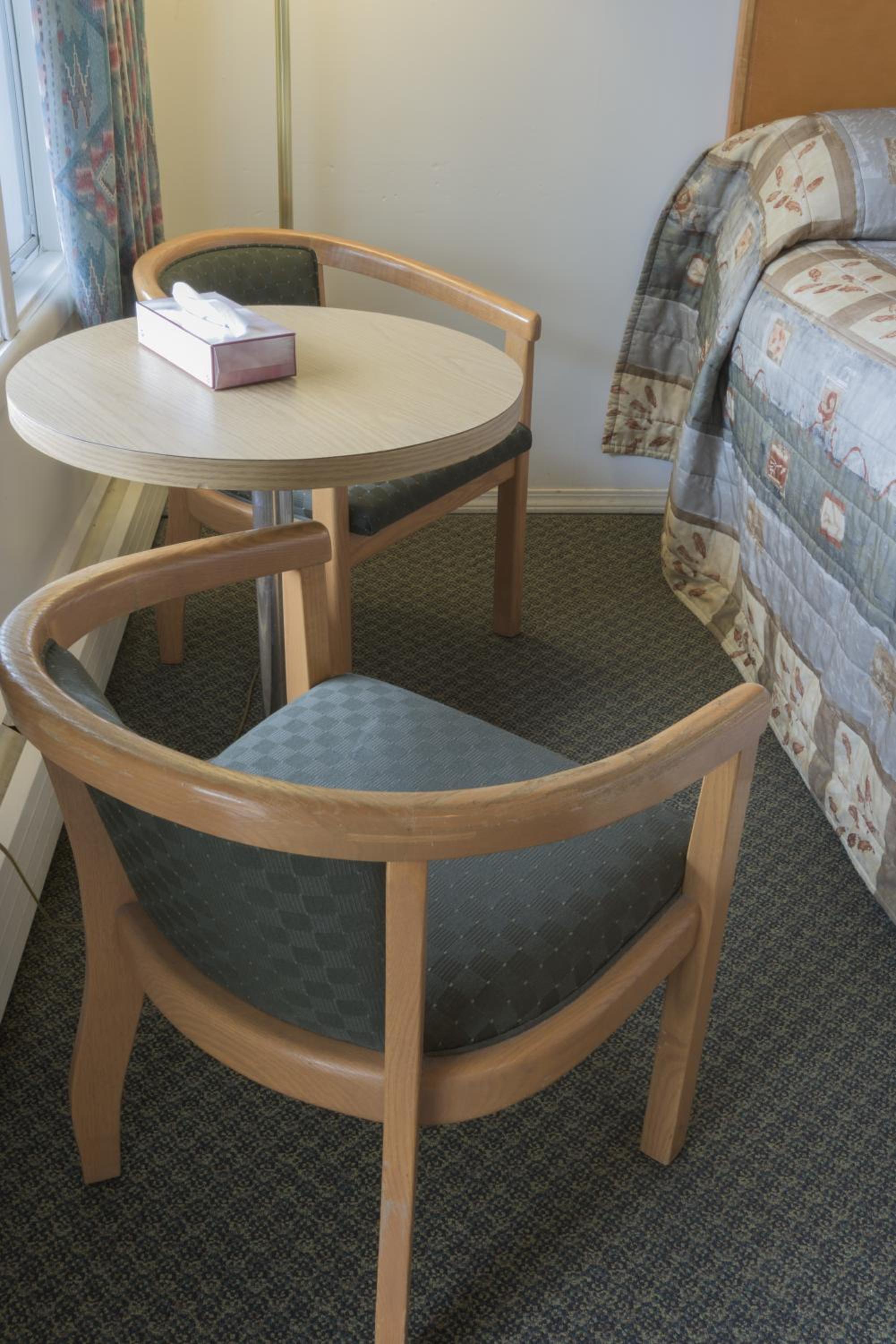 Queen Room photo 3