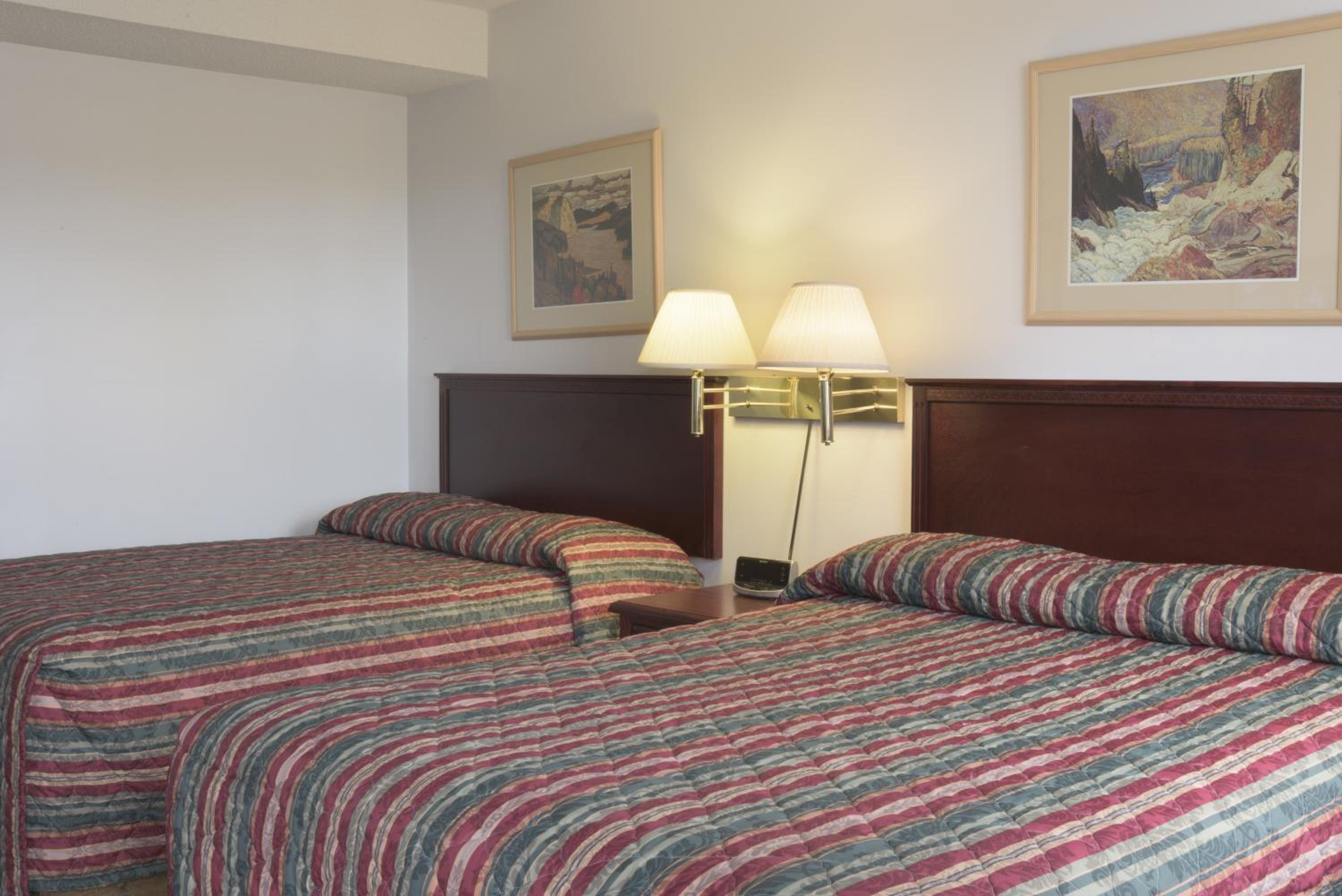 Double Room with Two Double Beds photo 3