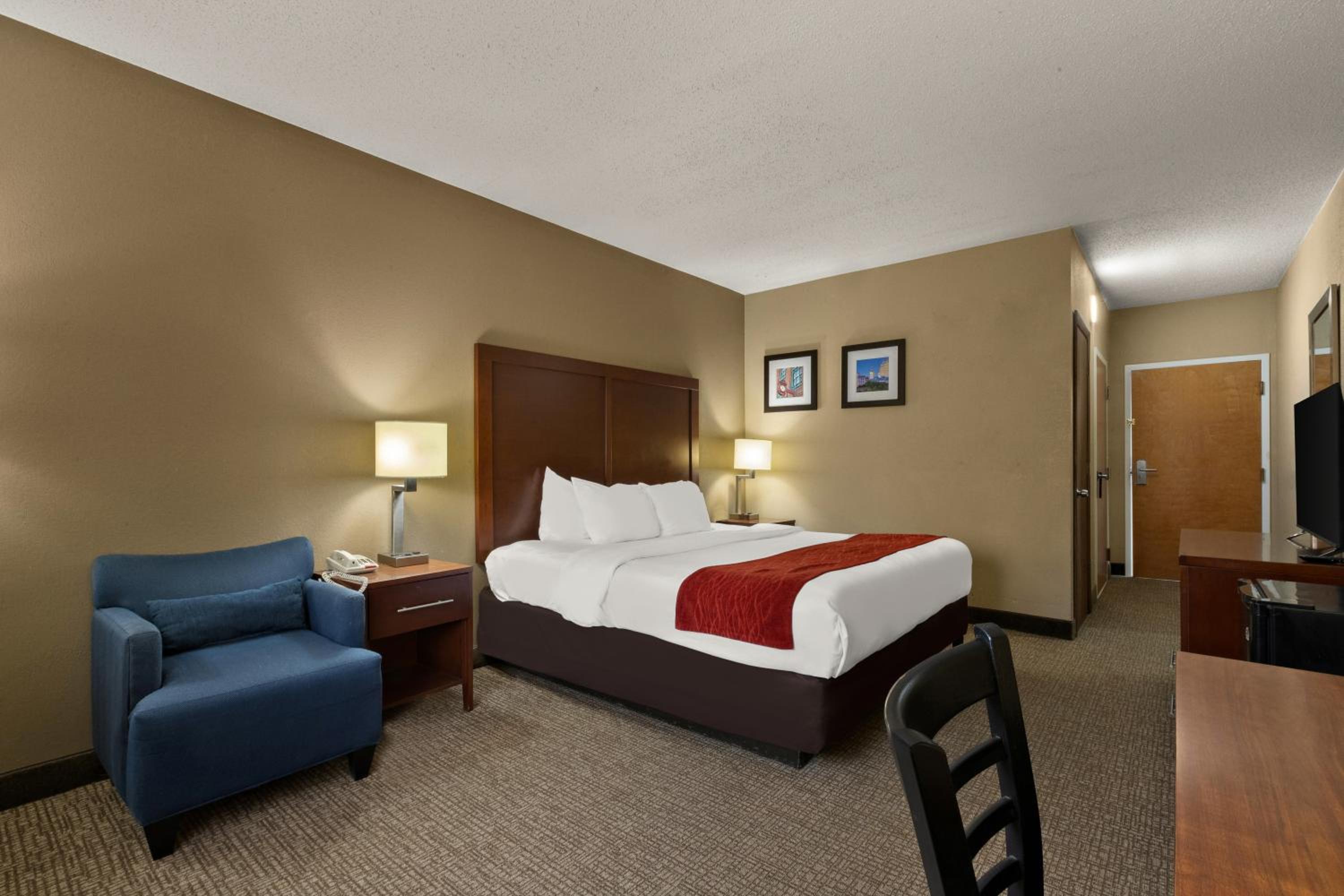King Room - Disability Access/Non-Smoking - Photo 3