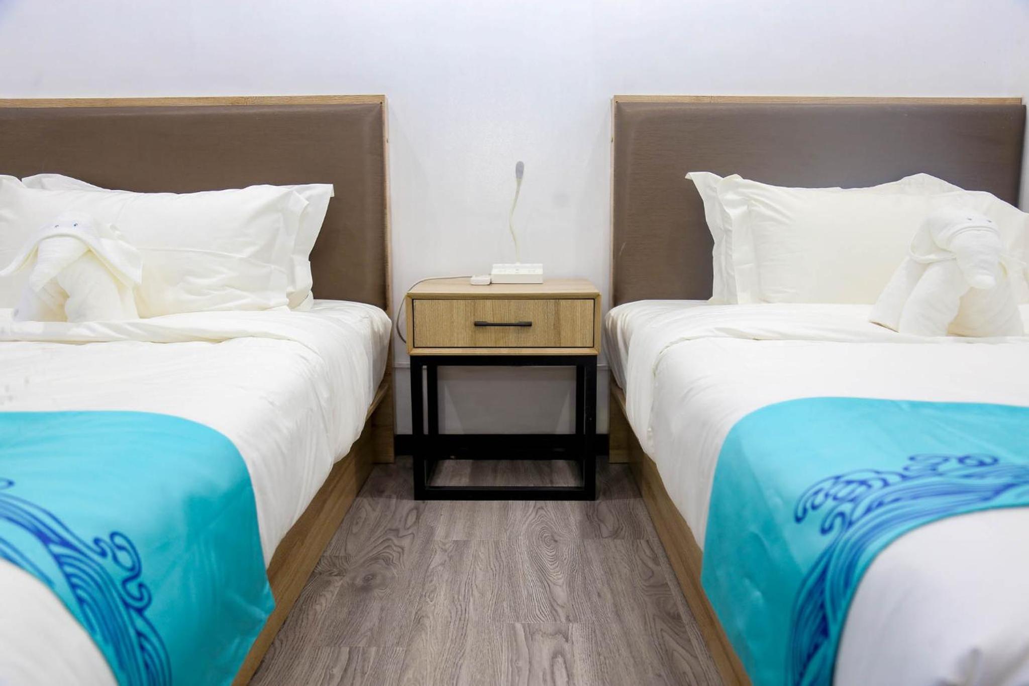 Twin Room - Photo 6