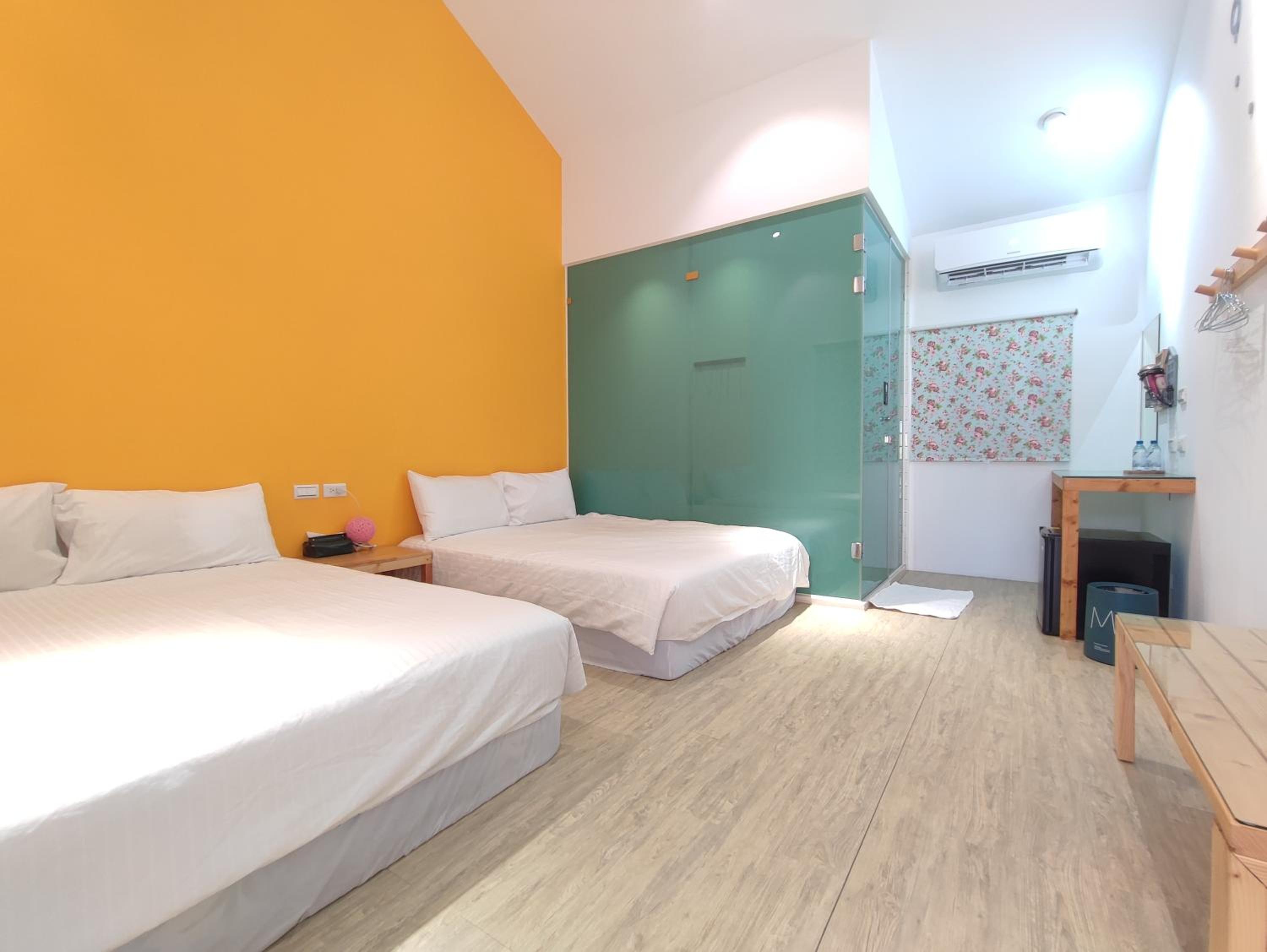 Quadruple Room with Balcony photo 1
