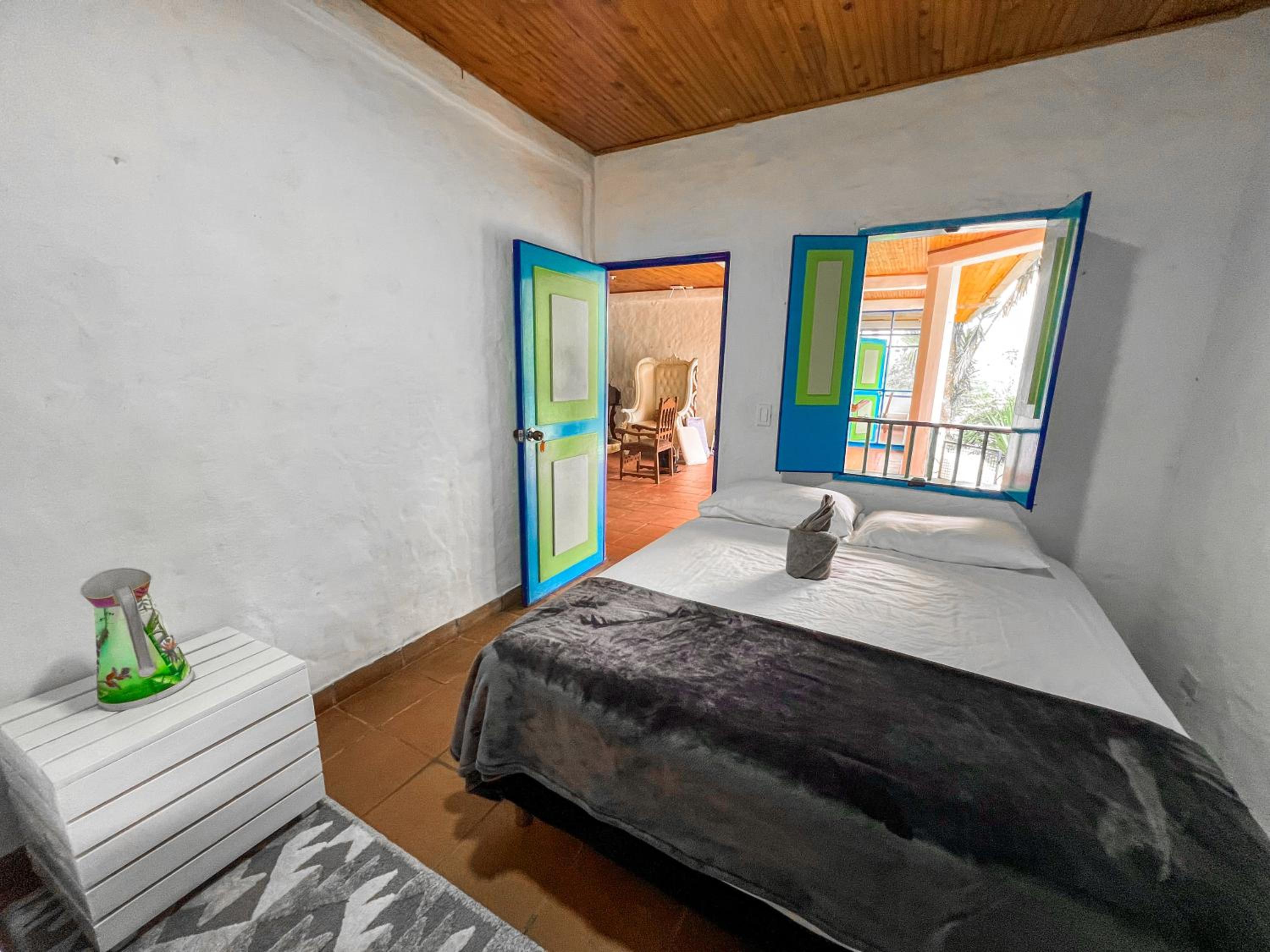 Triple Room with Shared Bathroom photo 1