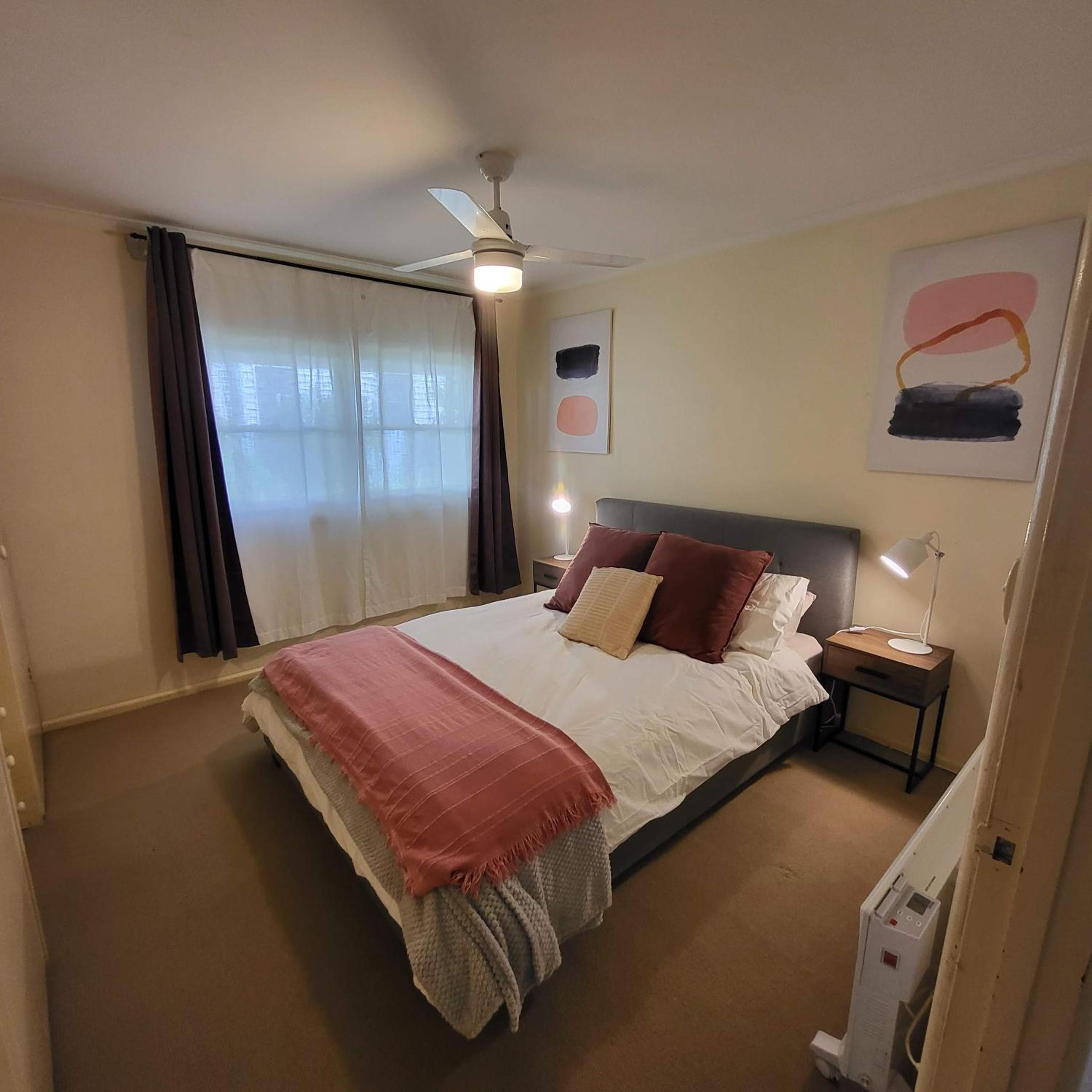 Three-Bedroom House photo 1