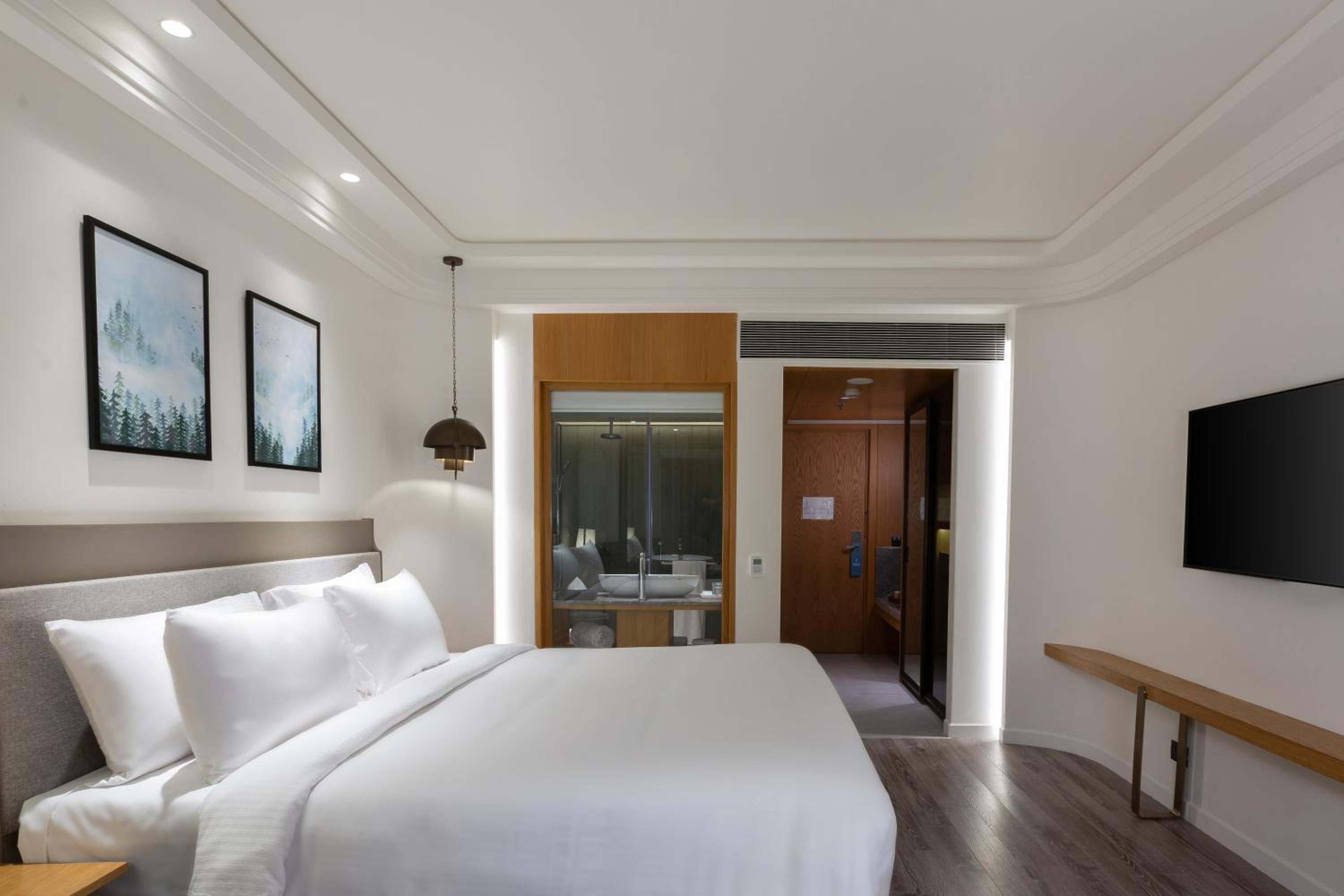 Deluxe Room - Balcony with complimentary evening tea/coffee - Photo 2