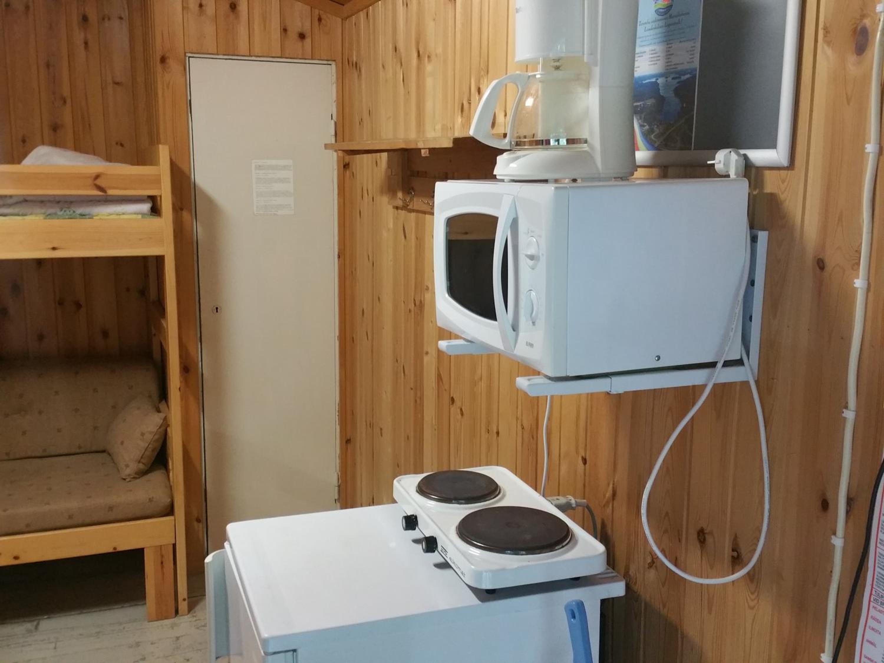 Cottage with Shared Bathroom (2 Adults) photo 2