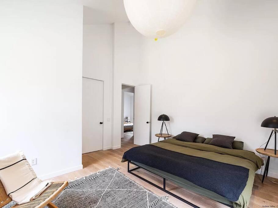 Four-Bedroom House photo 1