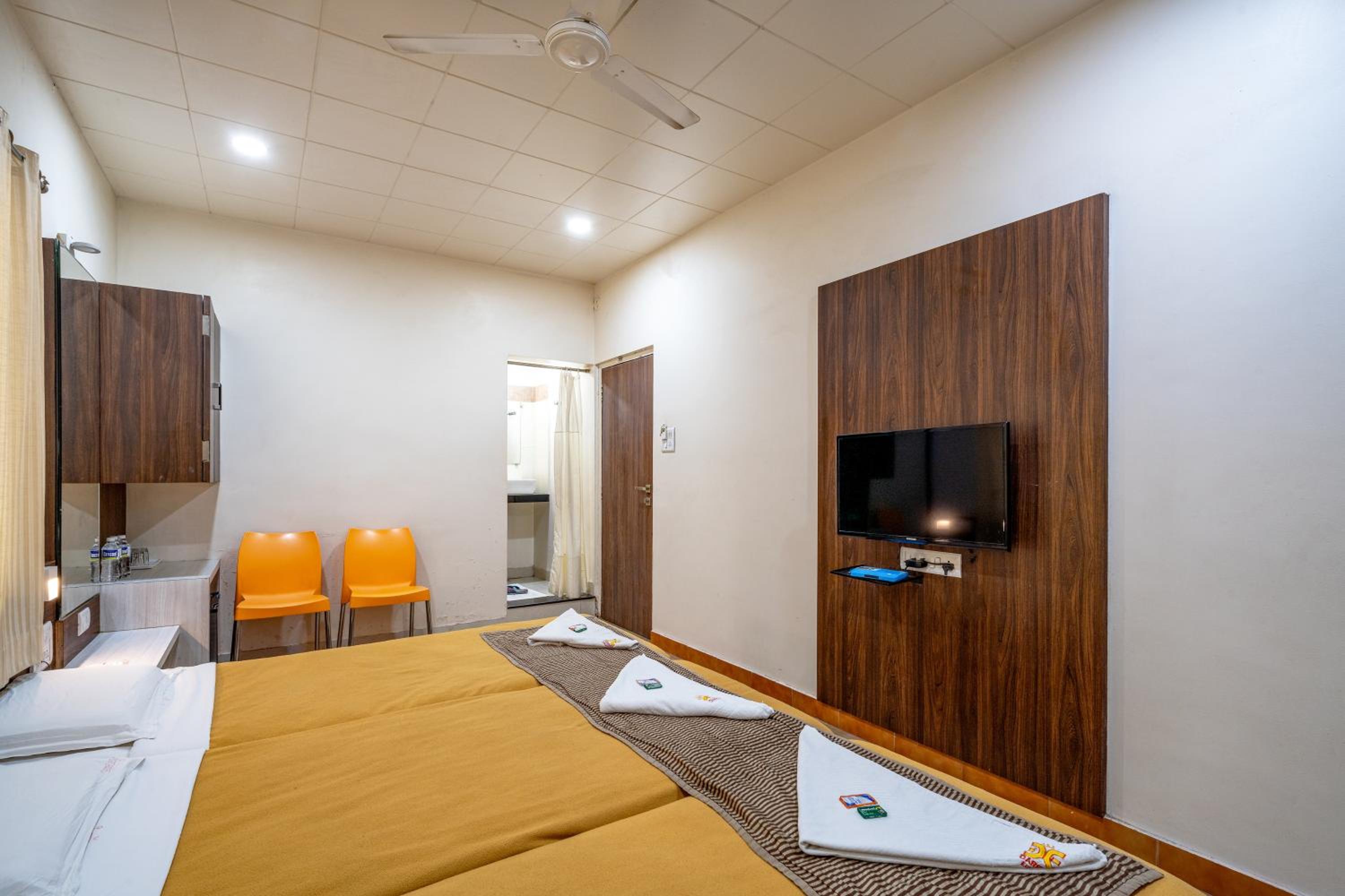 Deluxe Room - Photo 4