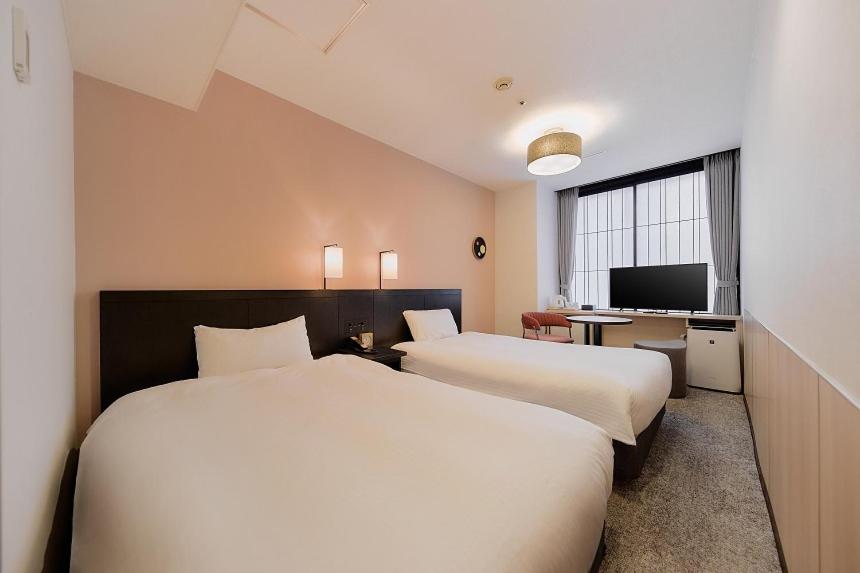 Standard Twin Room - Photo 1