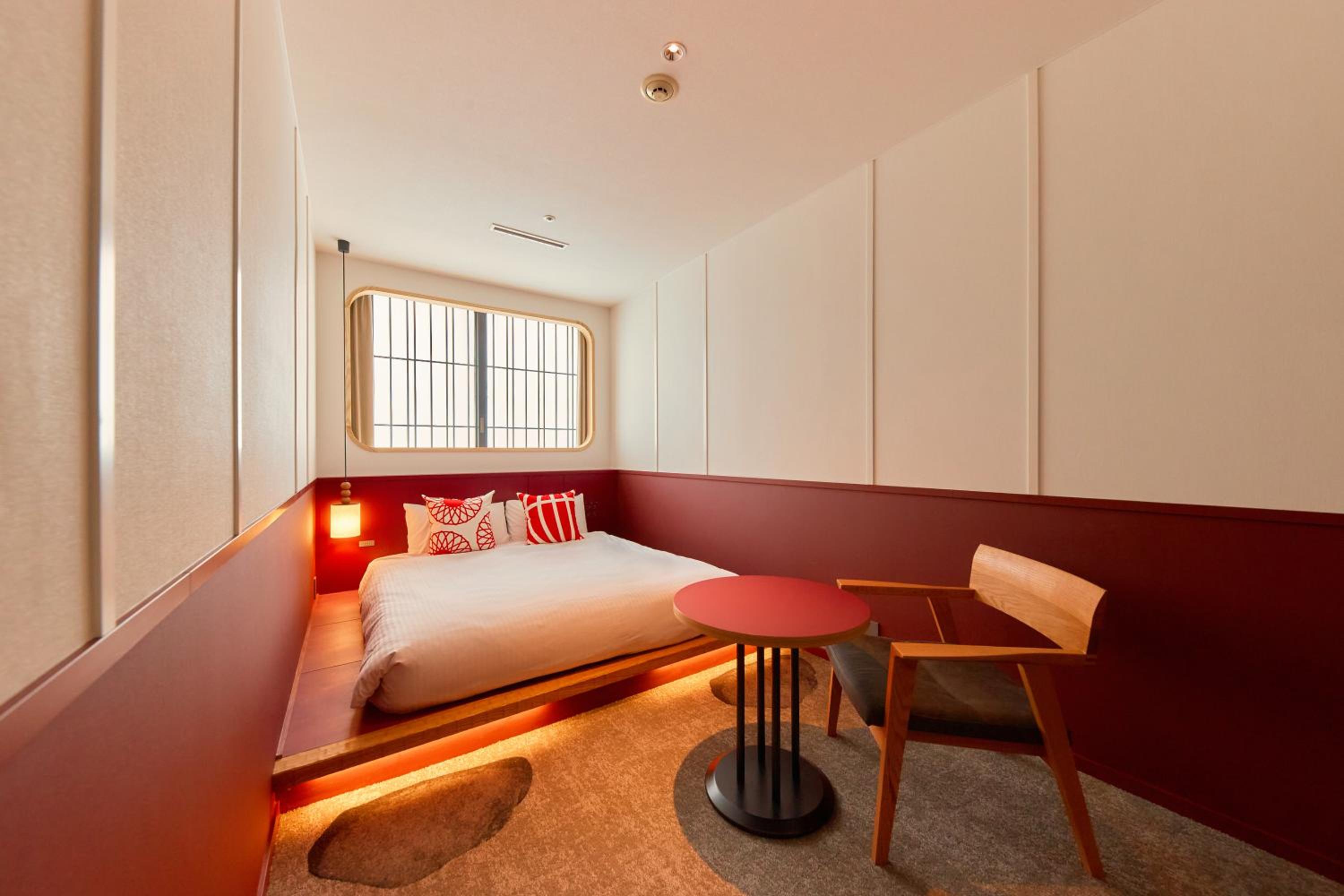 Double Room - Photo 9