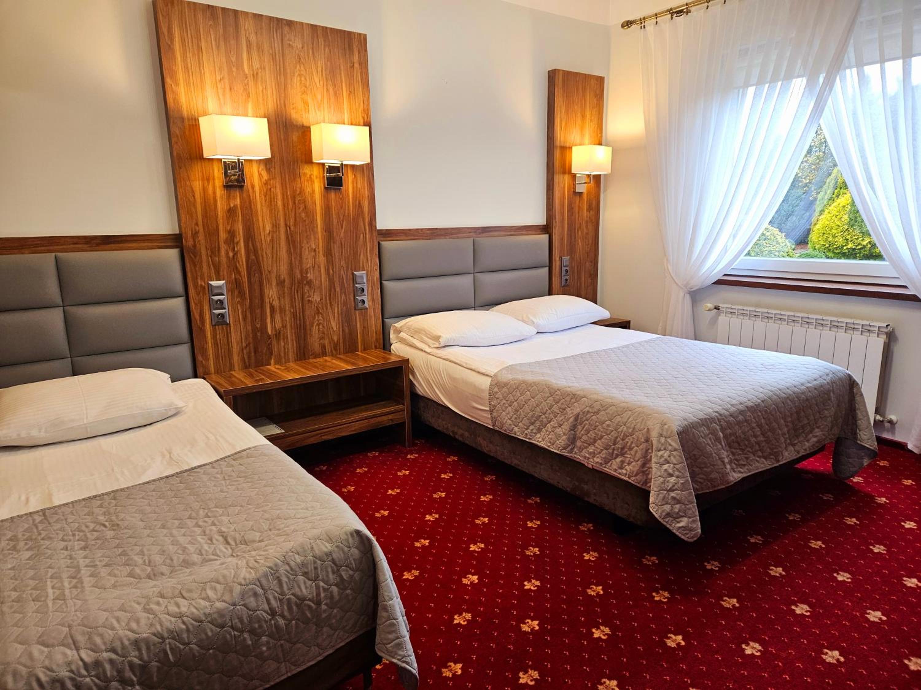 Double or Twin Room - Photo 21