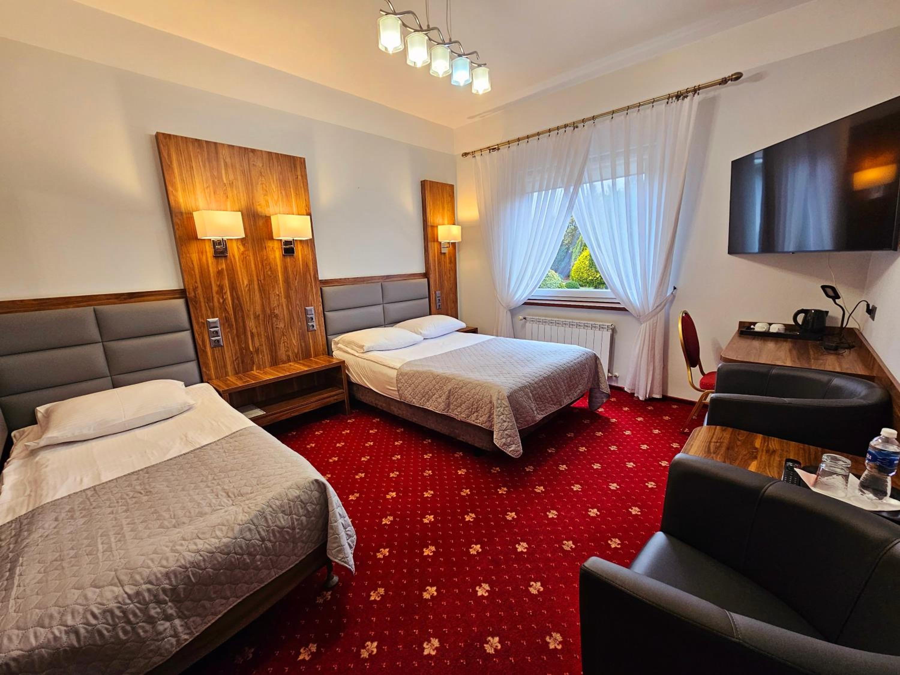Double or Twin Room - Photo 19