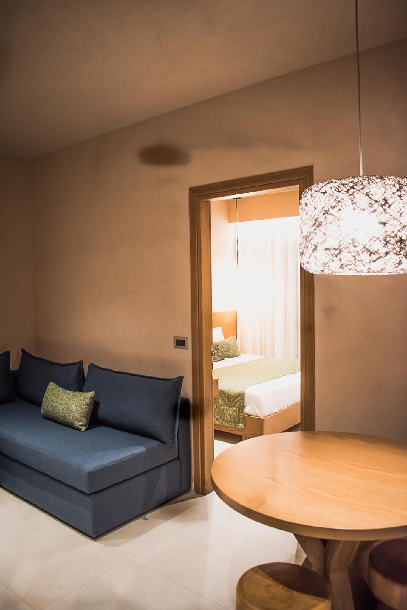 Deluxe Suite with Sea View