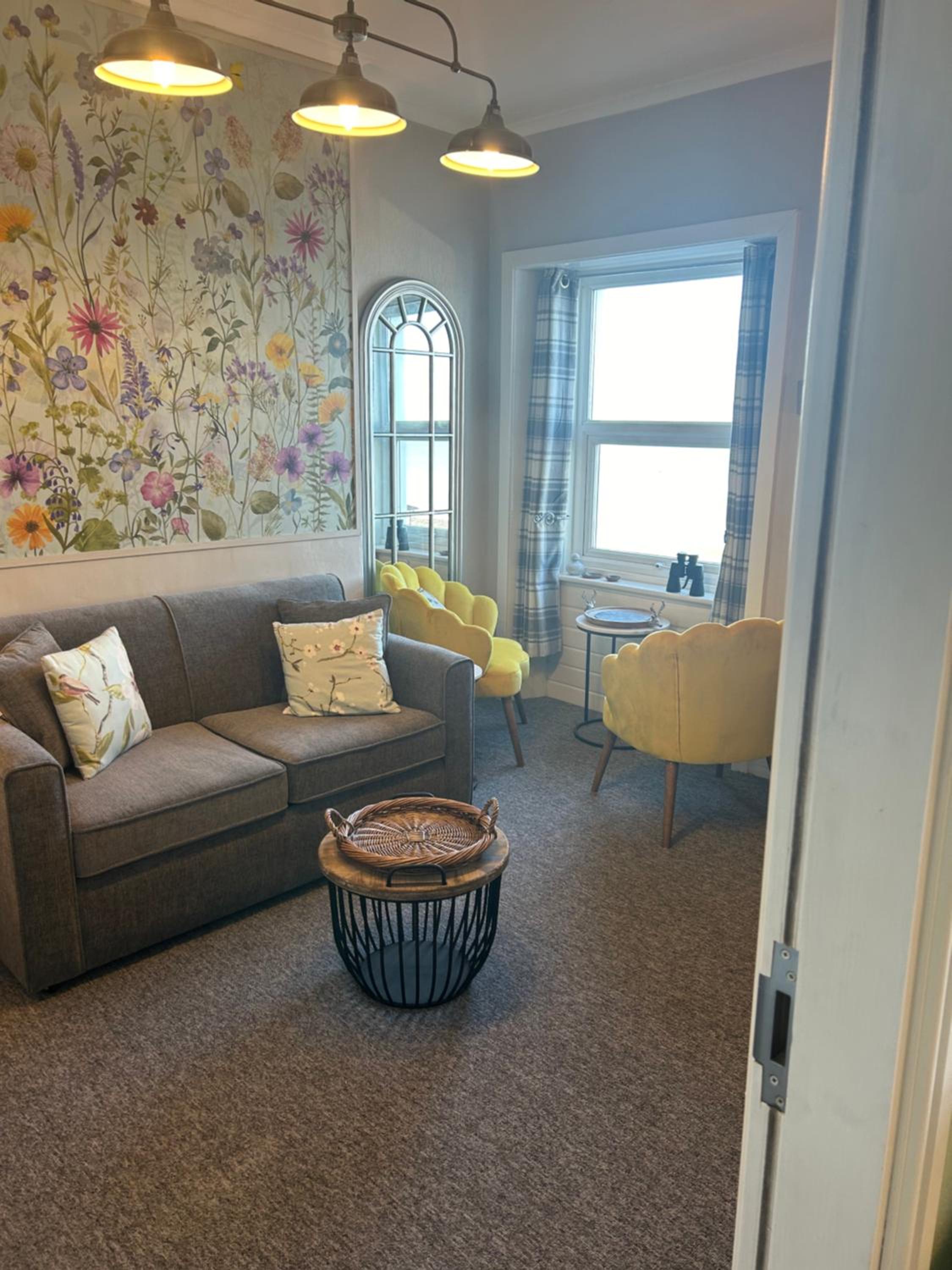 Deluxe Suite with Sea View photo 3