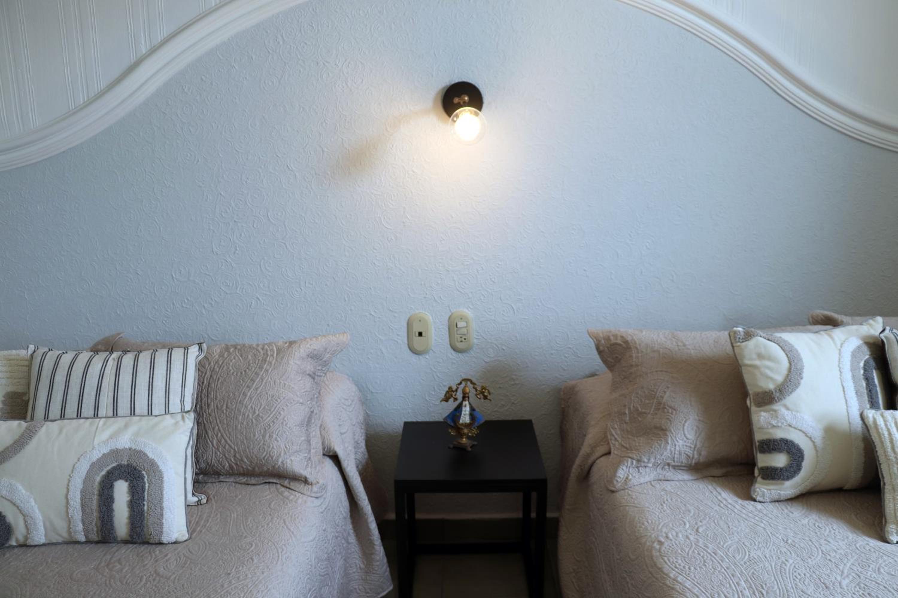 Double Room with Two Double Beds - Photo 22