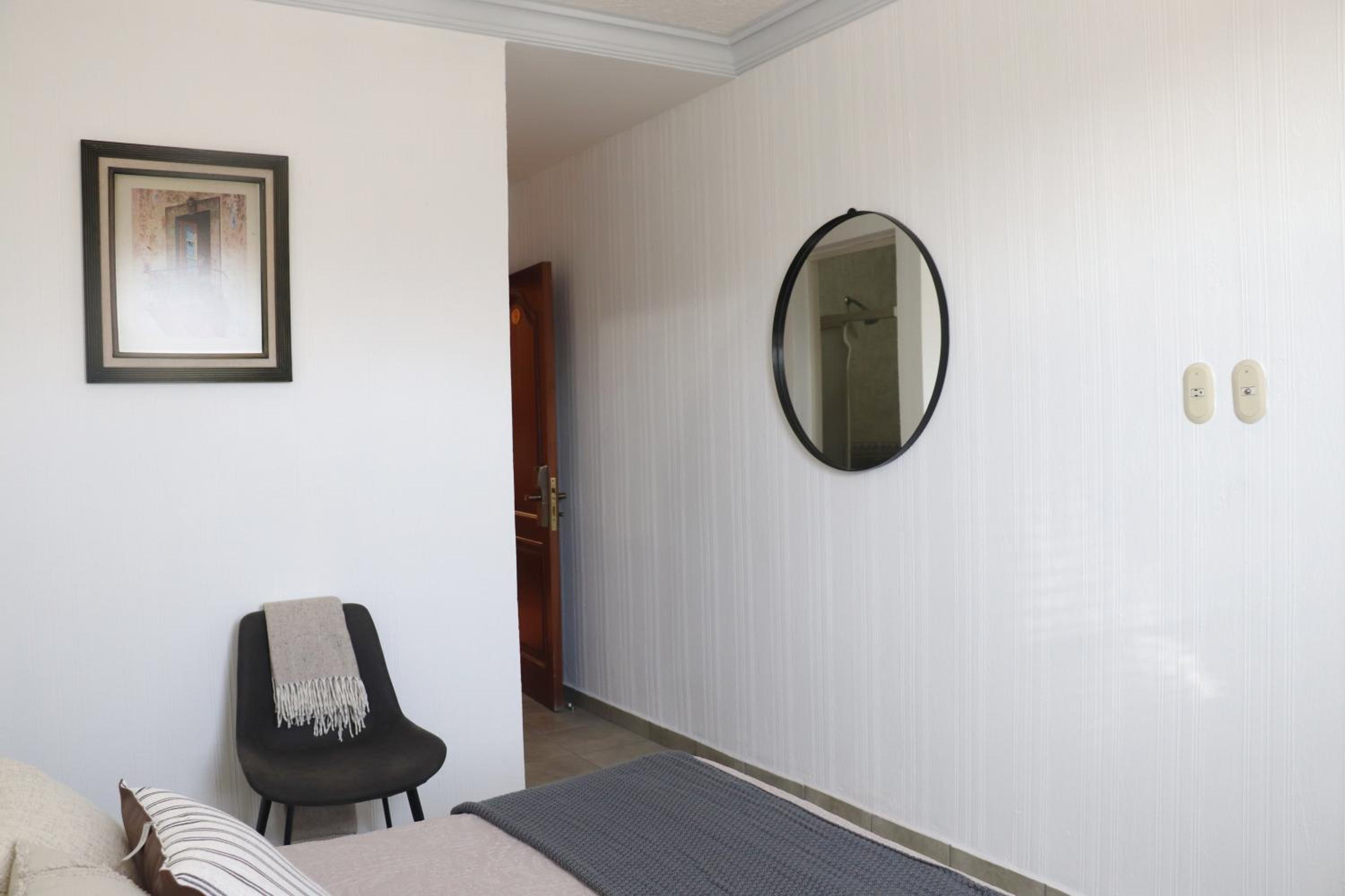 Double Room - Photo 1